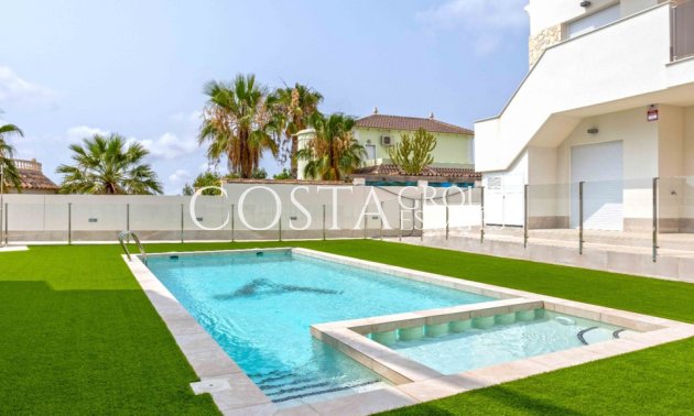 Apartments - Resale - Orihuela - Villamartin