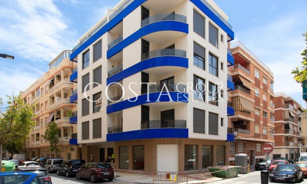 Apartments - Revente -
            Torrevieja - RO-33856