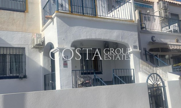 Apartments - Wiederverkauf - Orihuela - Orihuela Costa