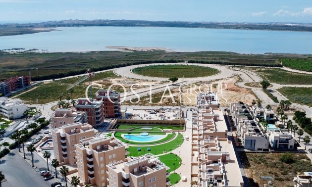 Apartments - Wiederverkauf - Urbanización El Raso - Urbanización El Raso