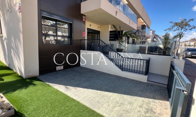 Appartement - Herverkoop - Pilar de la Horadada - Mil Palmeras