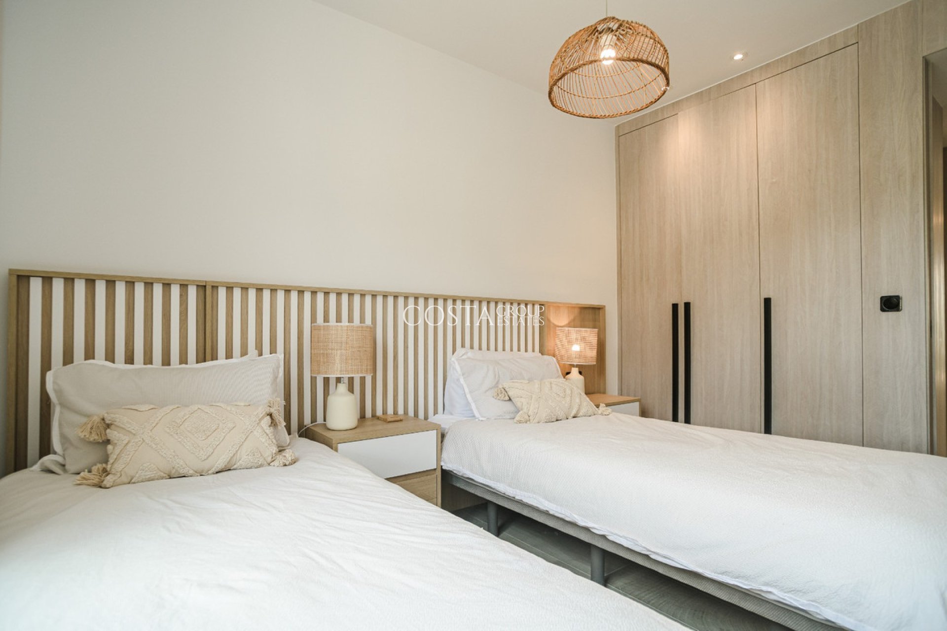 Herverkoop - Apartments -
Algorfa