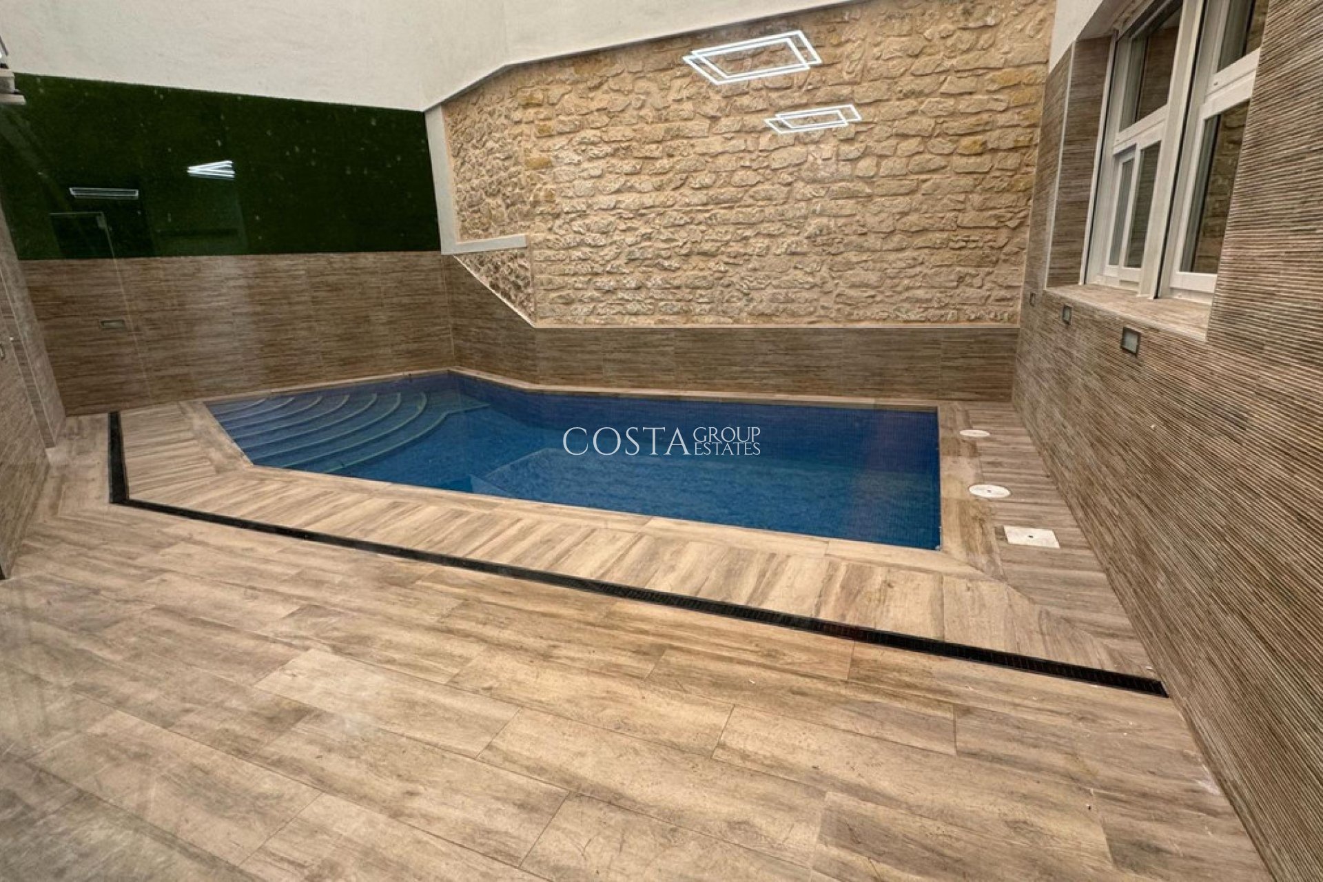 Herverkoop - Apartments -
Alicante - Alicante Centro