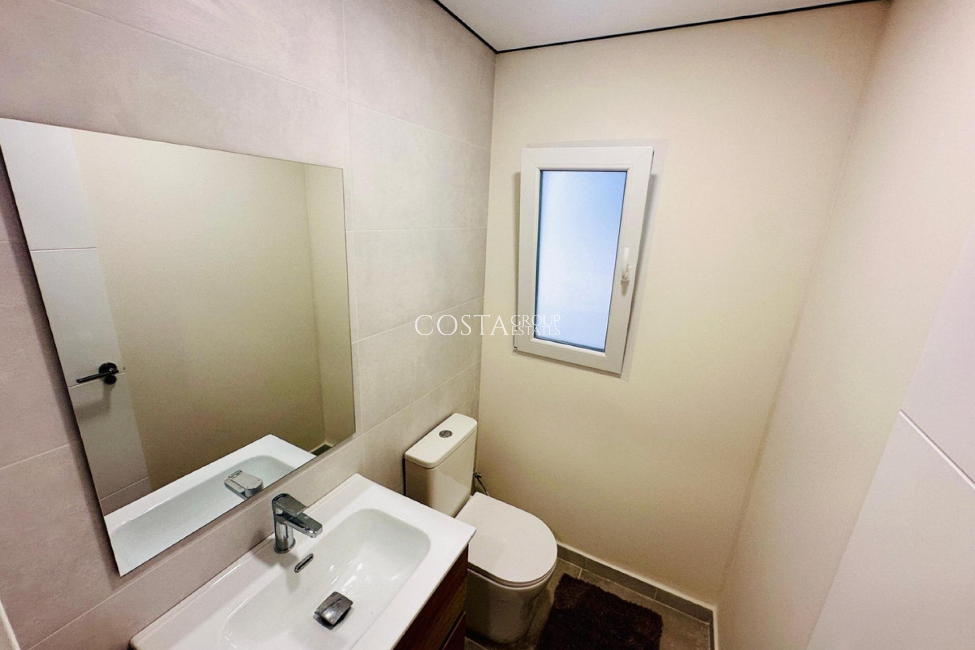 Herverkoop - Apartments -
Alicante - Alicante Centro