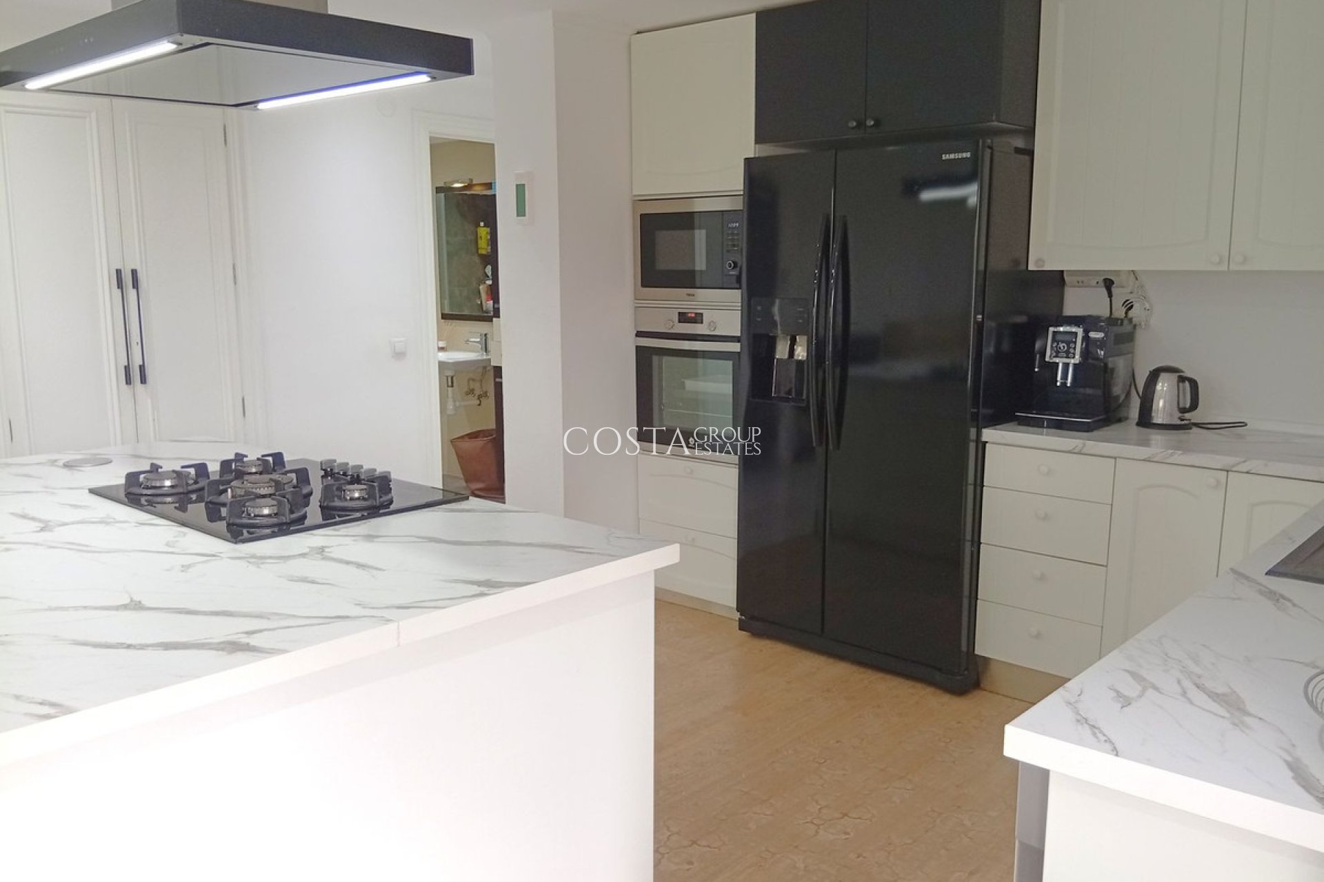 Herverkoop - Apartments -
Alicante - Alicante Centro