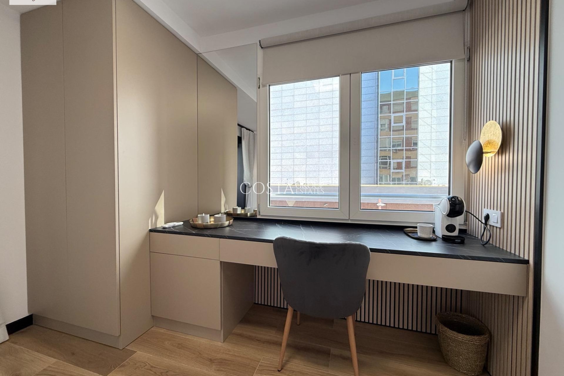 Herverkoop - Apartments -
Alicante - Alicante Centro