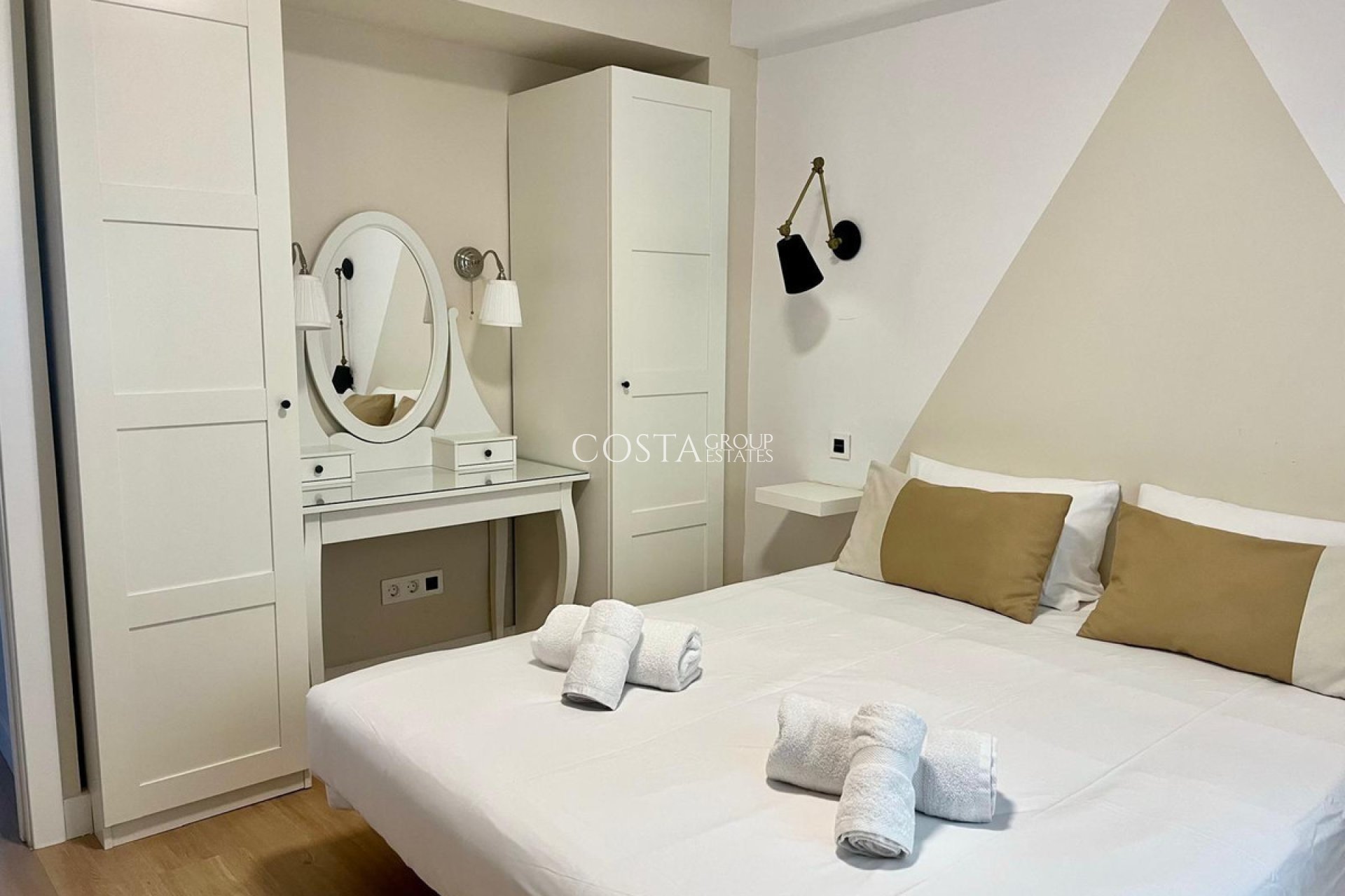 Herverkoop - Apartments -
Alicante - Alicante Centro