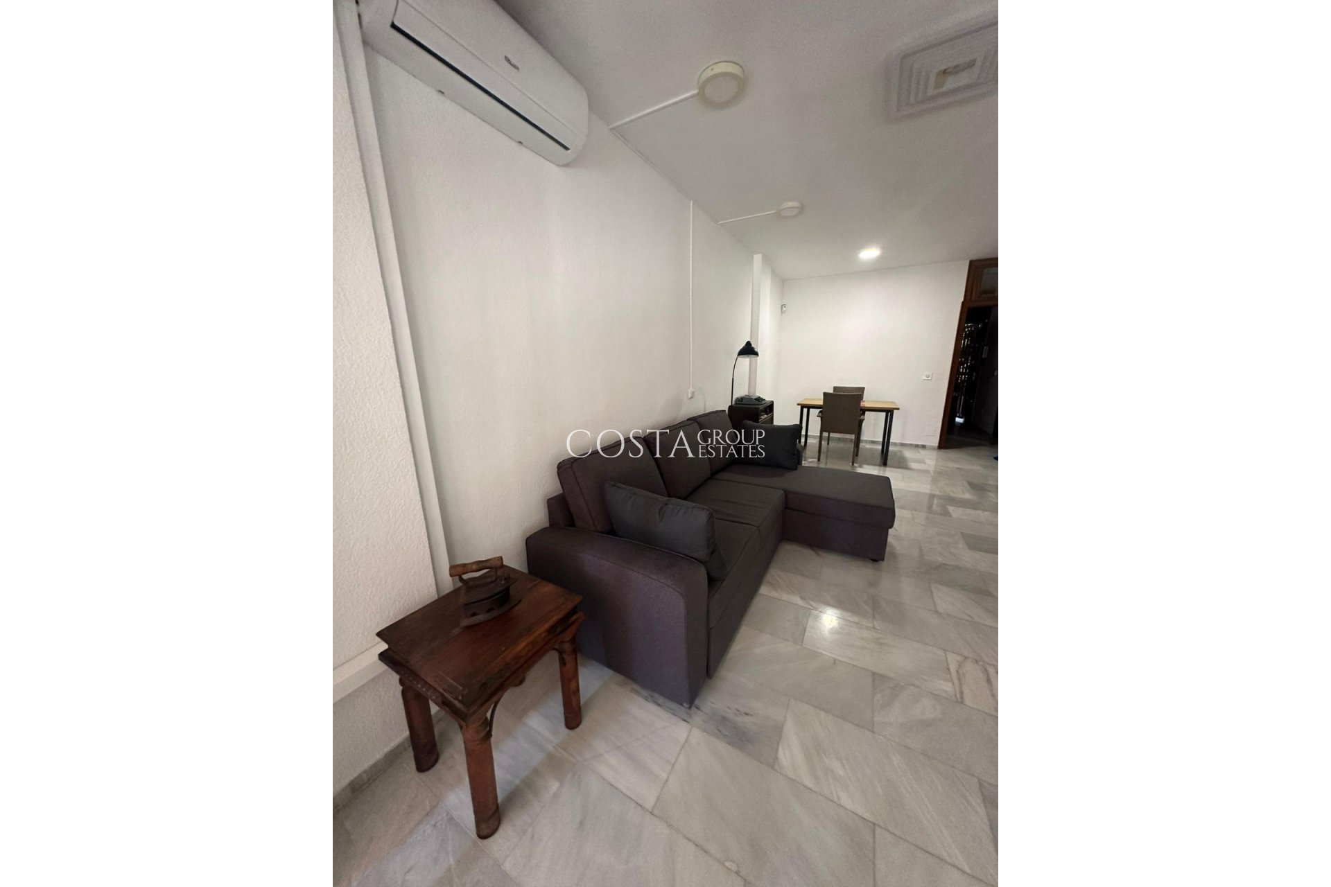 Herverkoop - Apartments -
Alicante - Alicante Centro