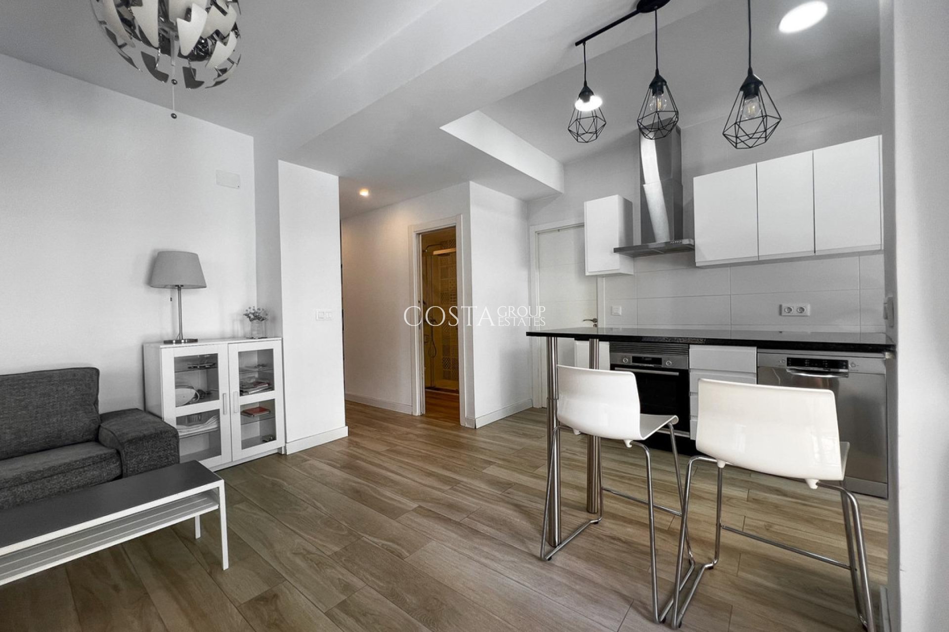 Herverkoop - Apartments -
Alicante - Alicante Centro