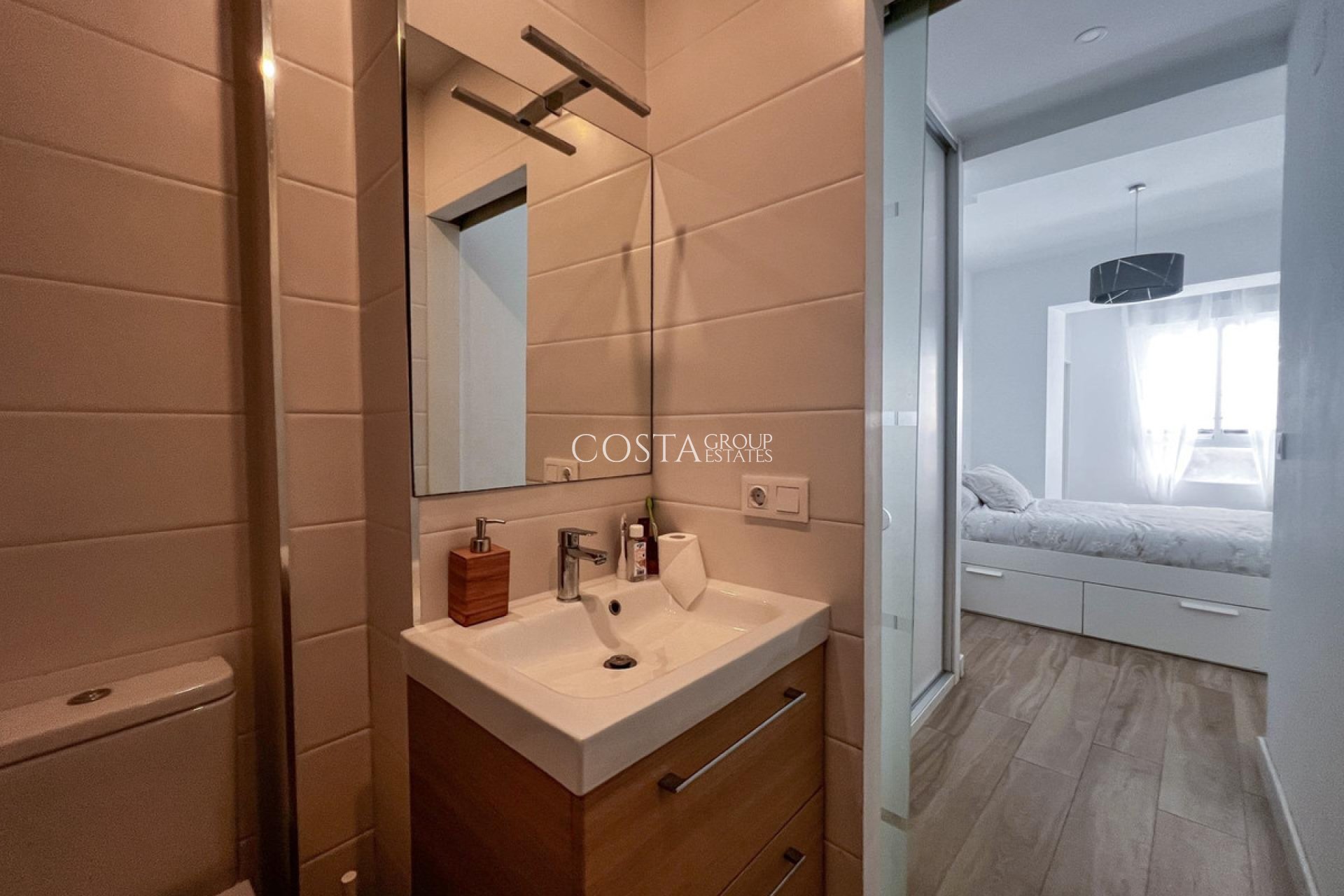 Herverkoop - Apartments -
Alicante - Alicante Centro