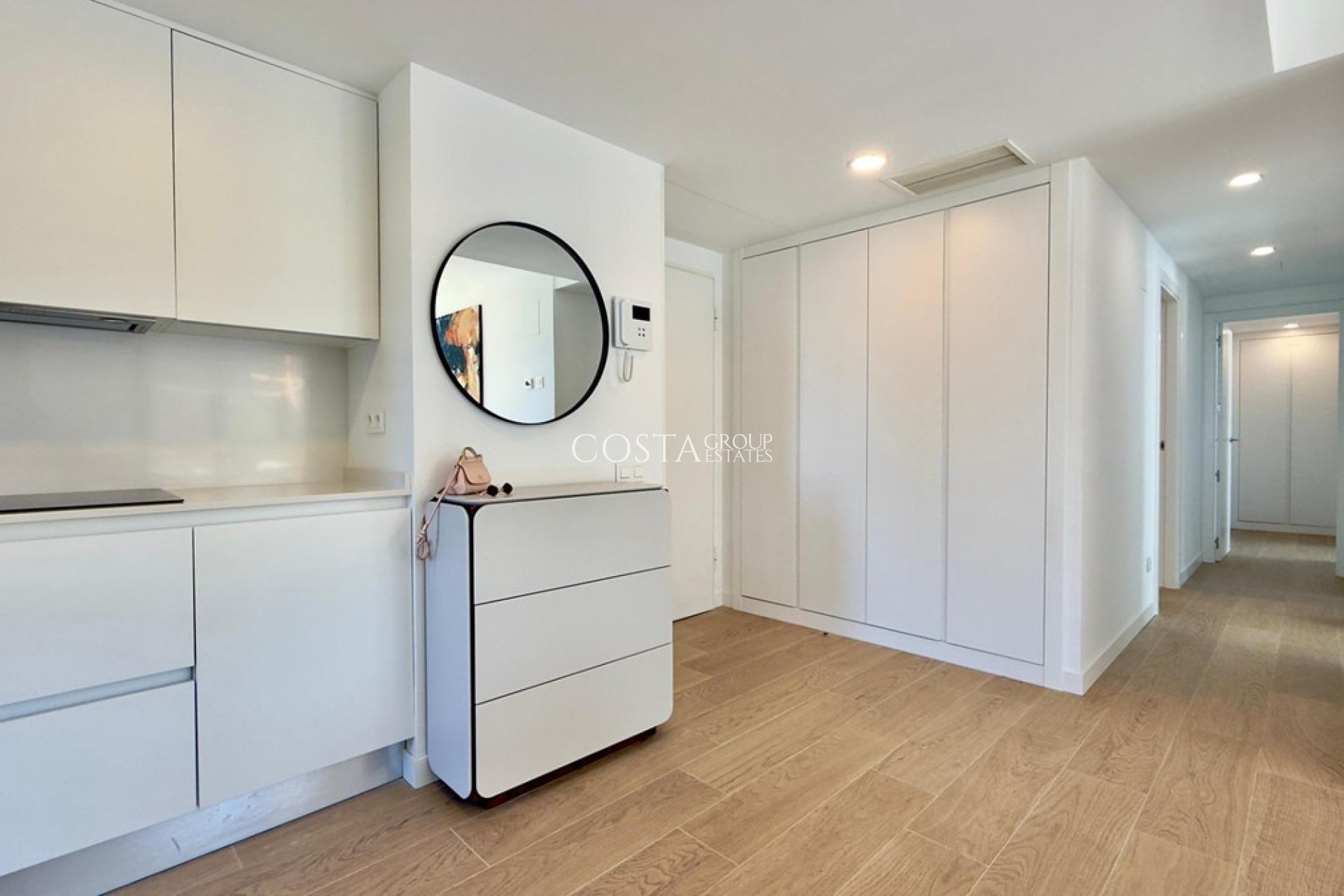 Herverkoop - Apartments -
Alicante - Alicante Centro