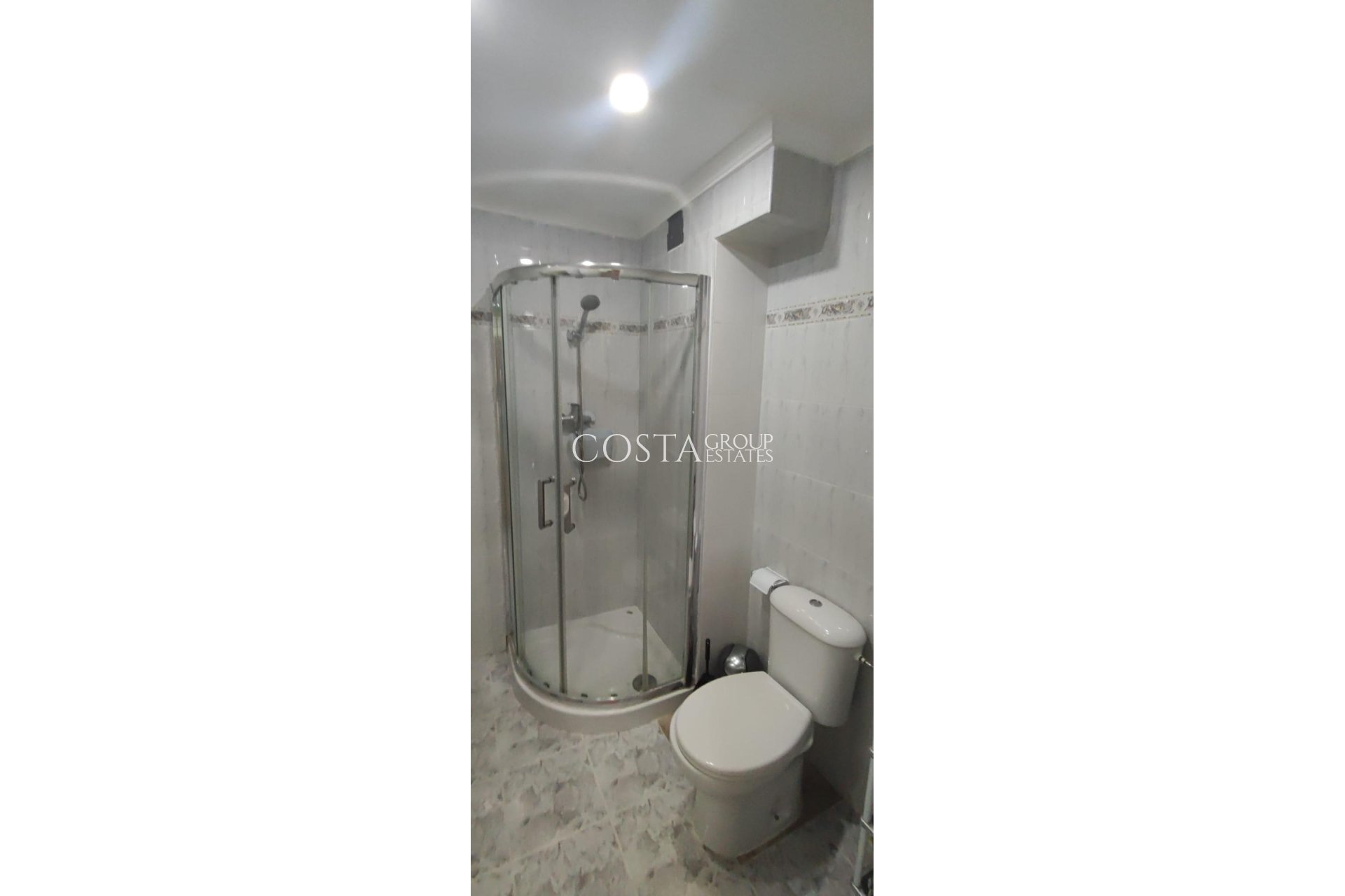 Herverkoop - Apartments -
Alicante - Alicante Centro