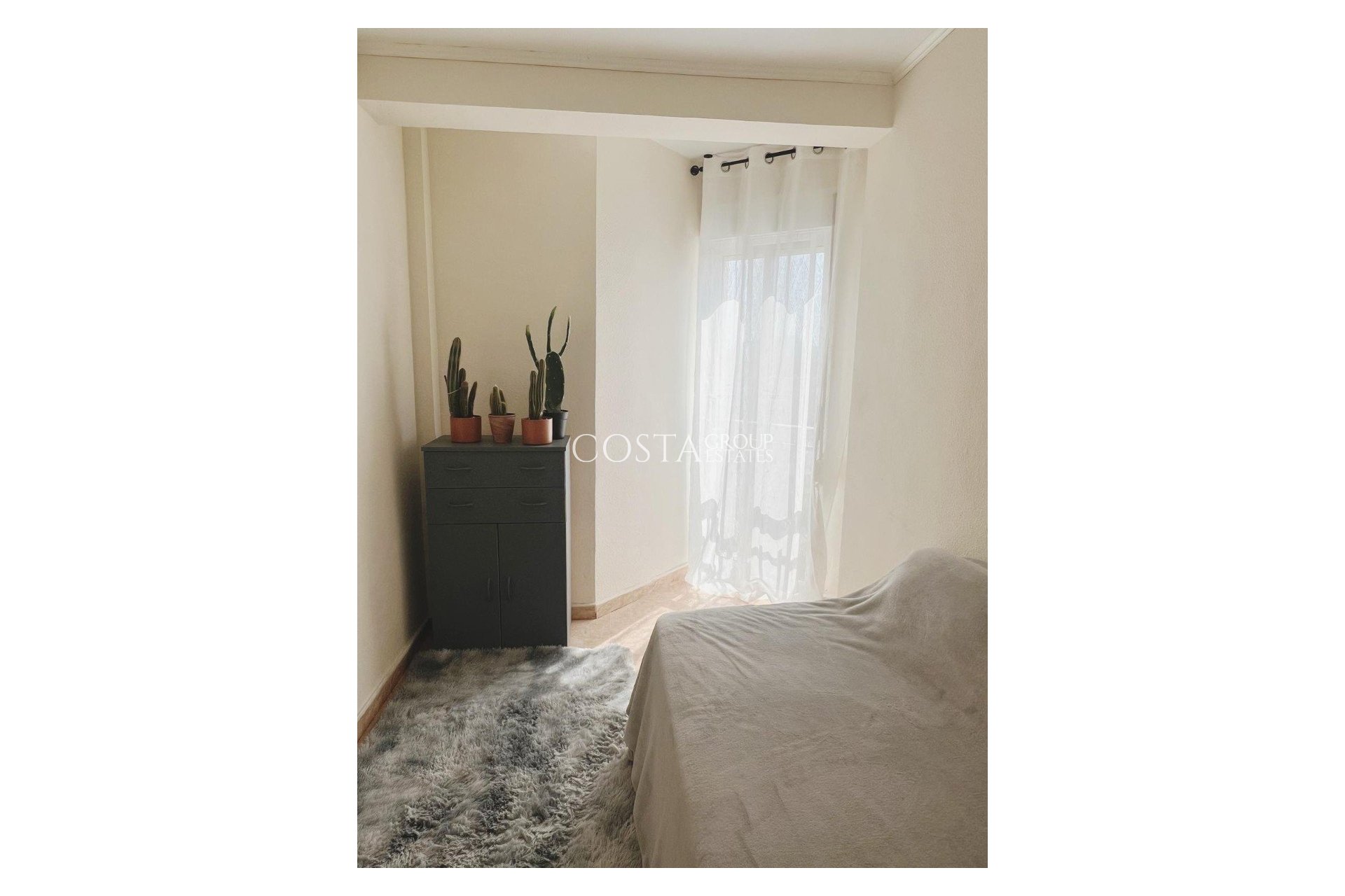 Herverkoop - Apartments -
Alicante - Alicante Centro