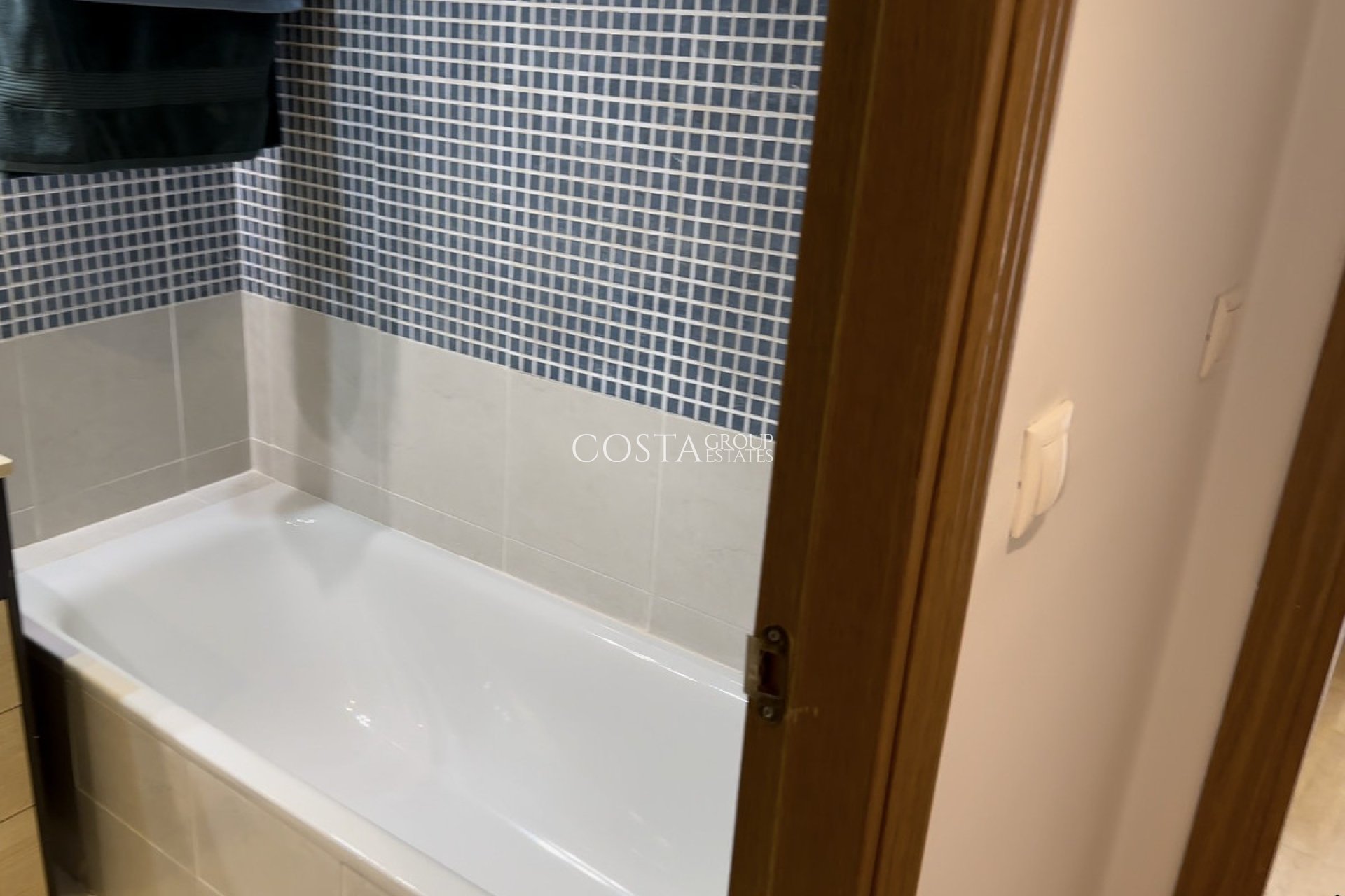 Herverkoop - Apartments -
Alicante - Alicante Centro