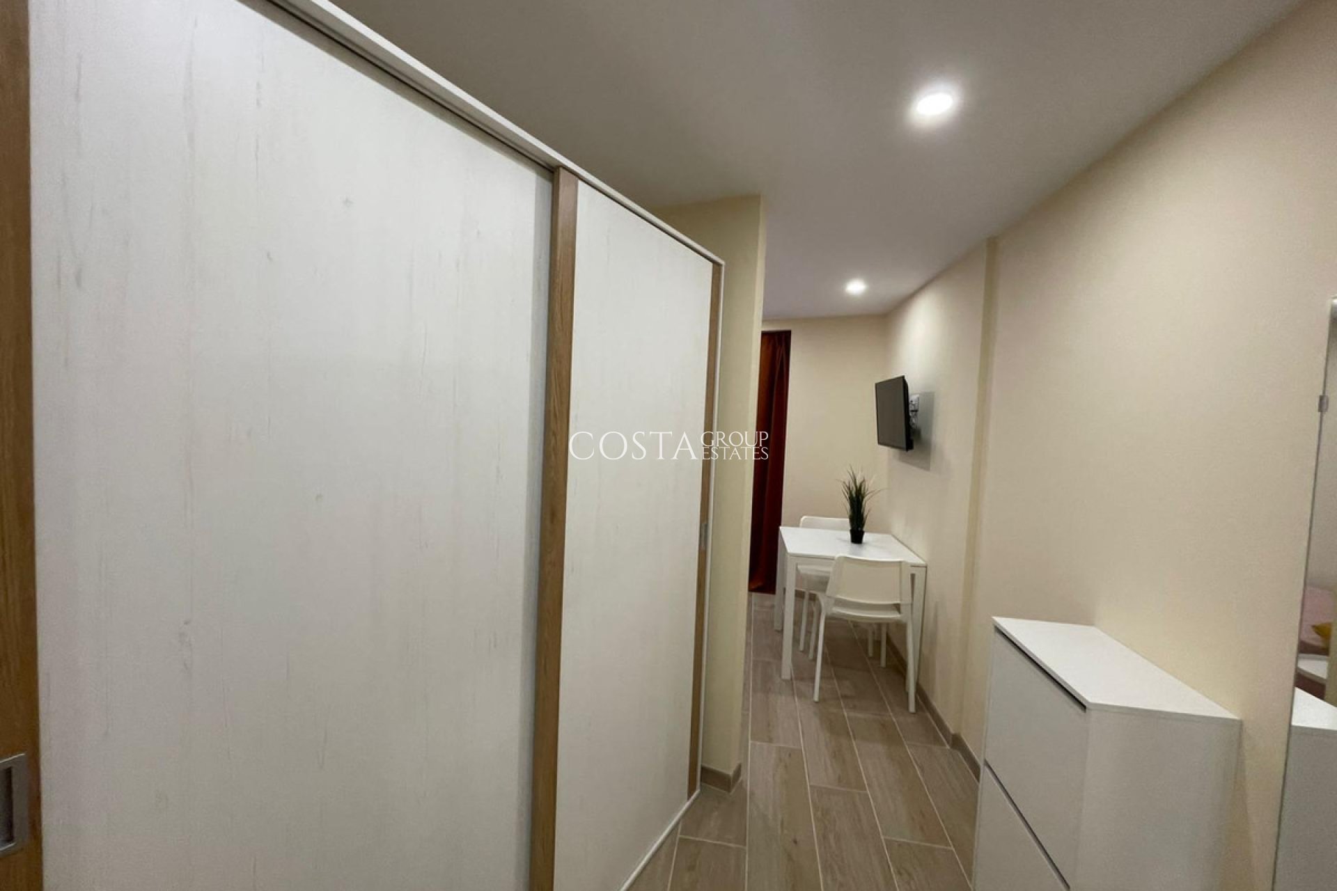 Herverkoop - Apartments -
Alicante - Alicante Centro