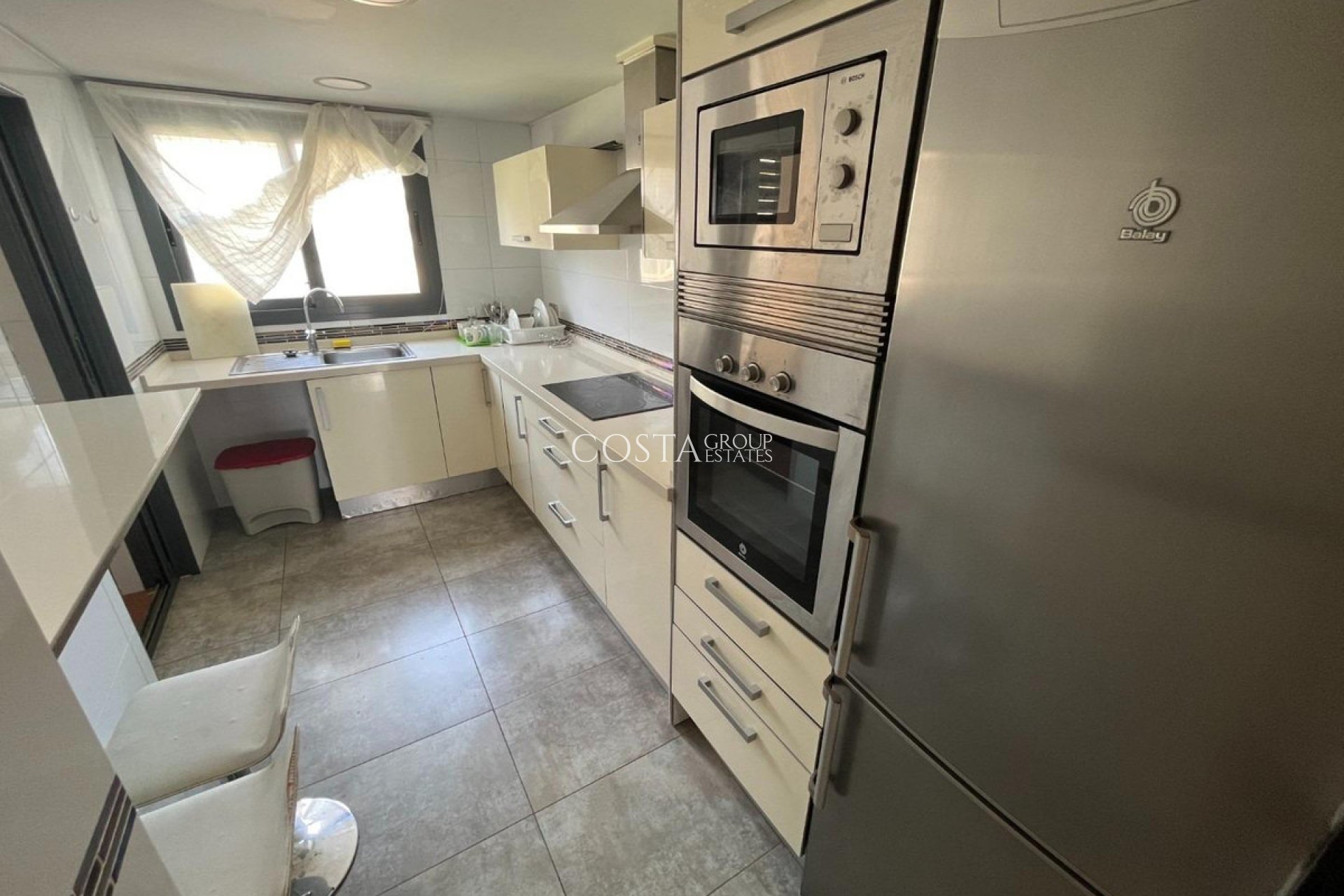 Herverkoop - Apartments -
Alicante - Alicante Centro