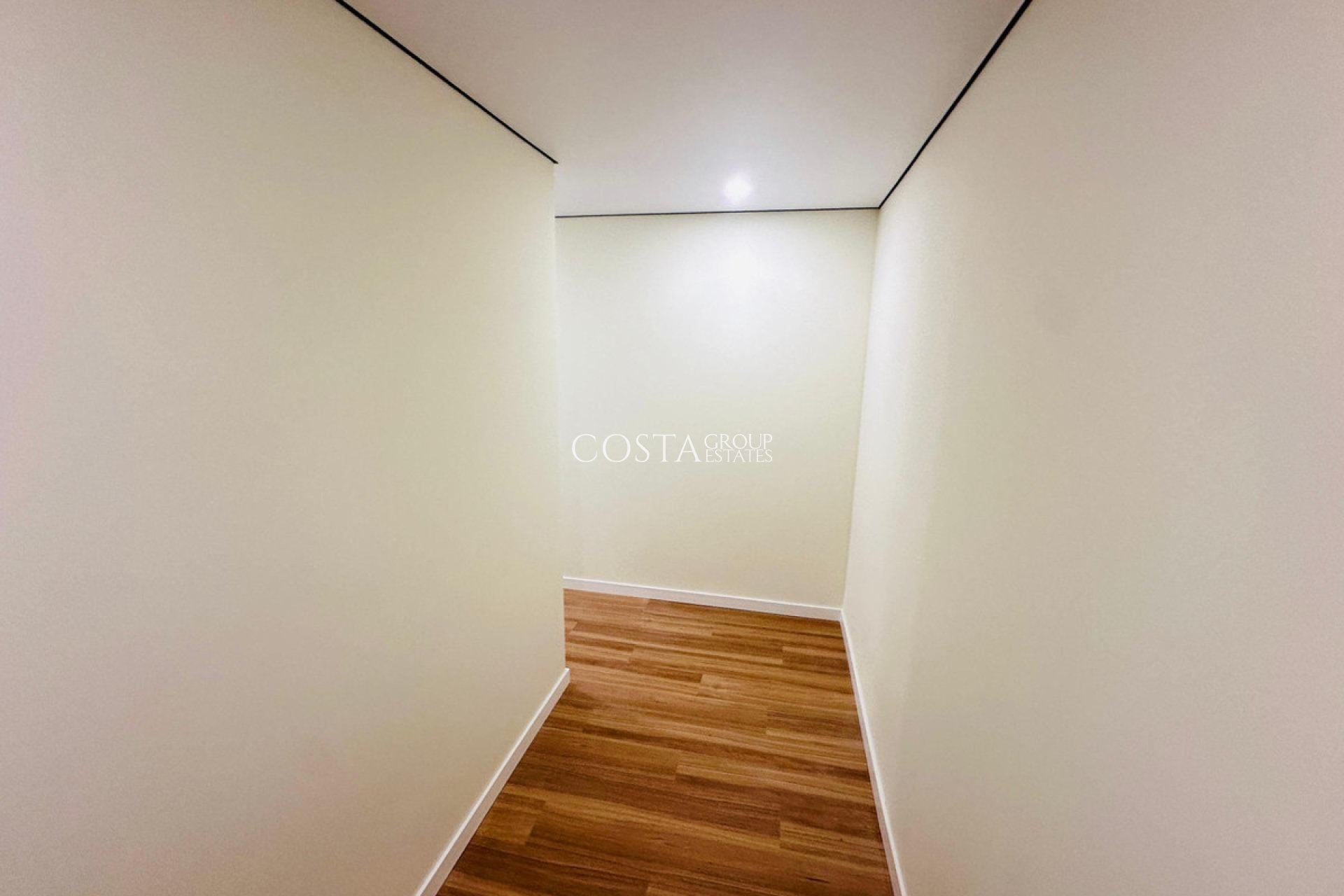 Herverkoop - Apartments -
Alicante - Alicante Centro