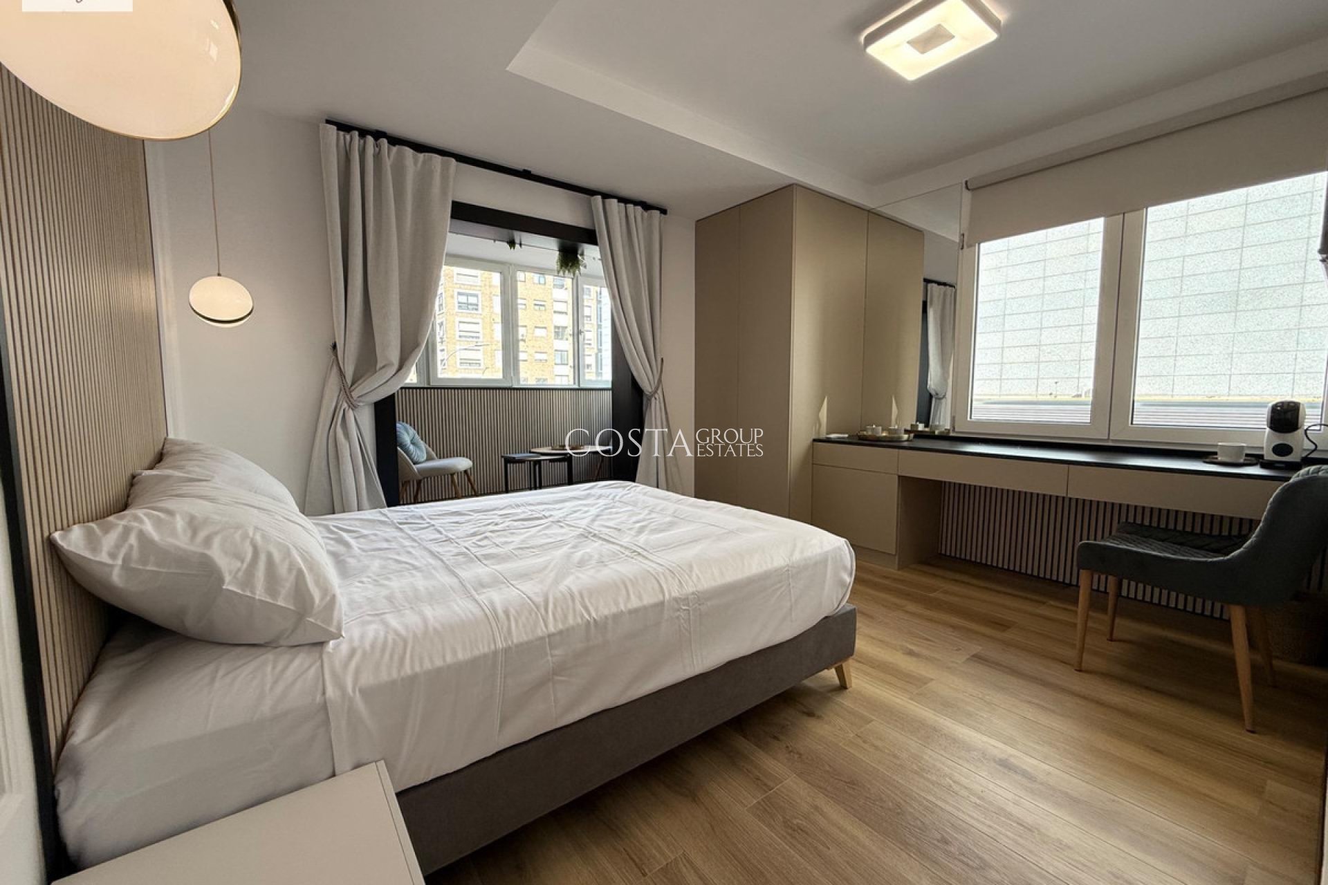 Herverkoop - Apartments -
Alicante - Alicante Centro