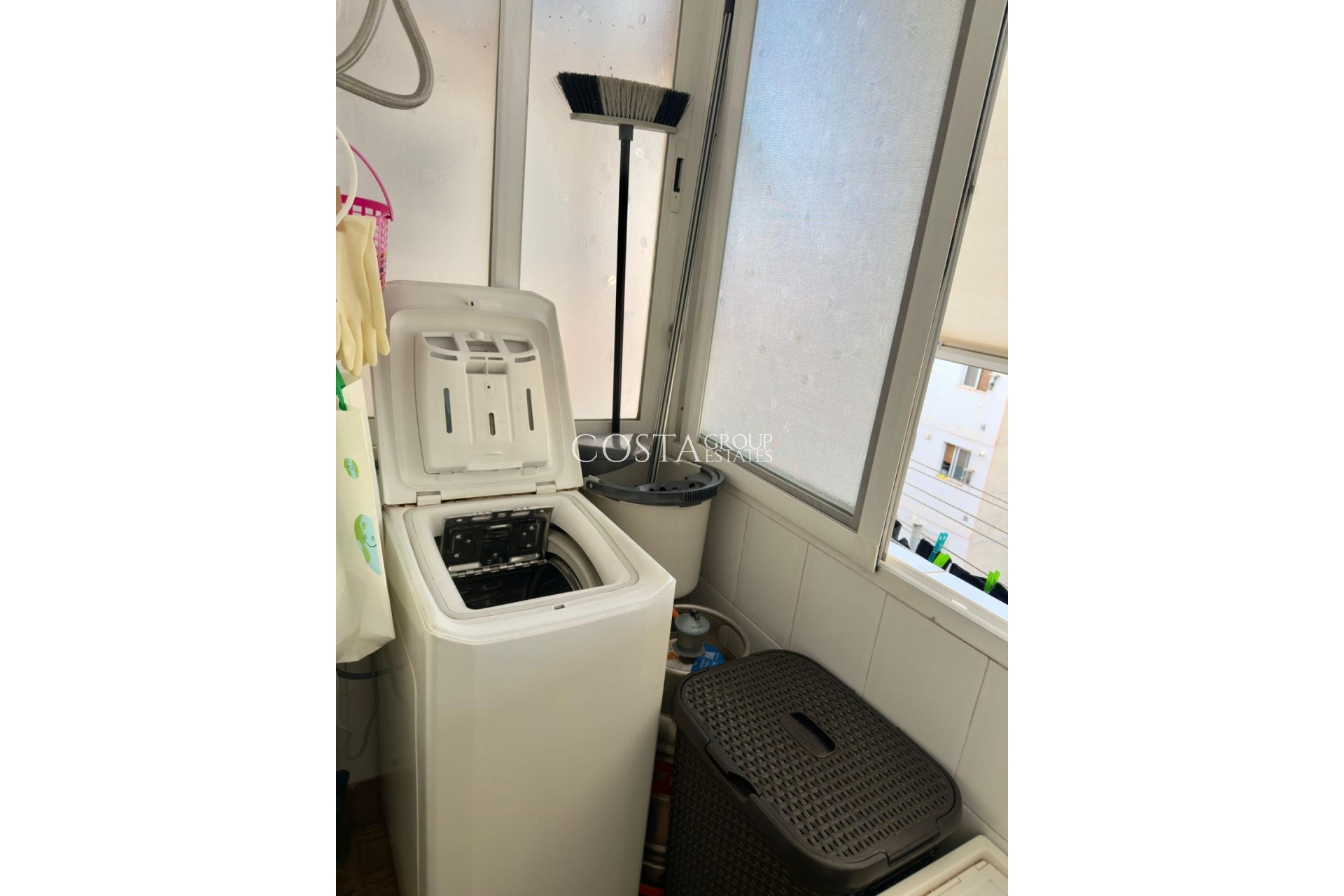 Herverkoop - Apartments -
Alicante - Alicante Centro