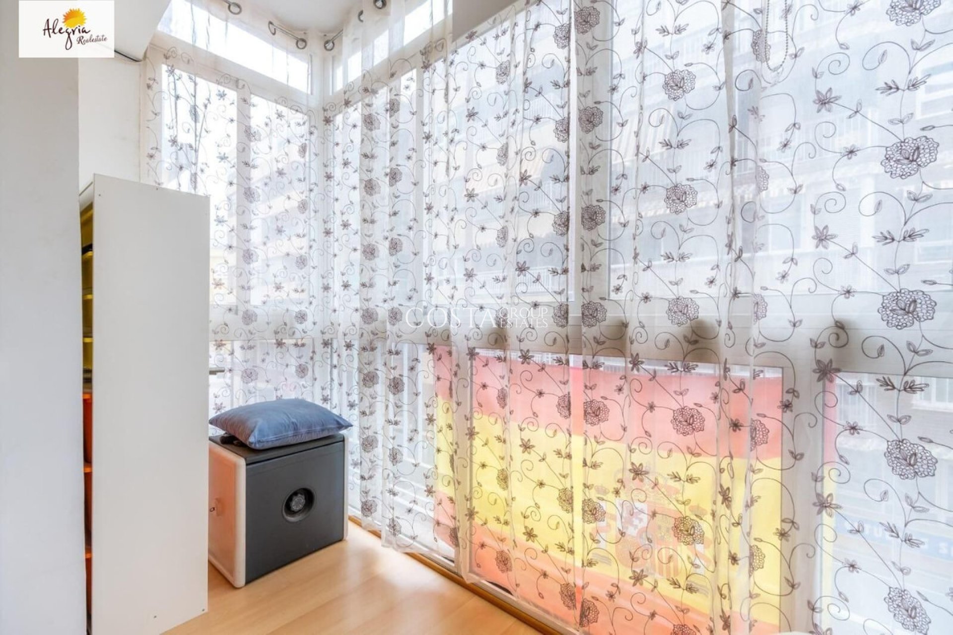 Herverkoop - Apartments -
Alicante - Alicante Centro