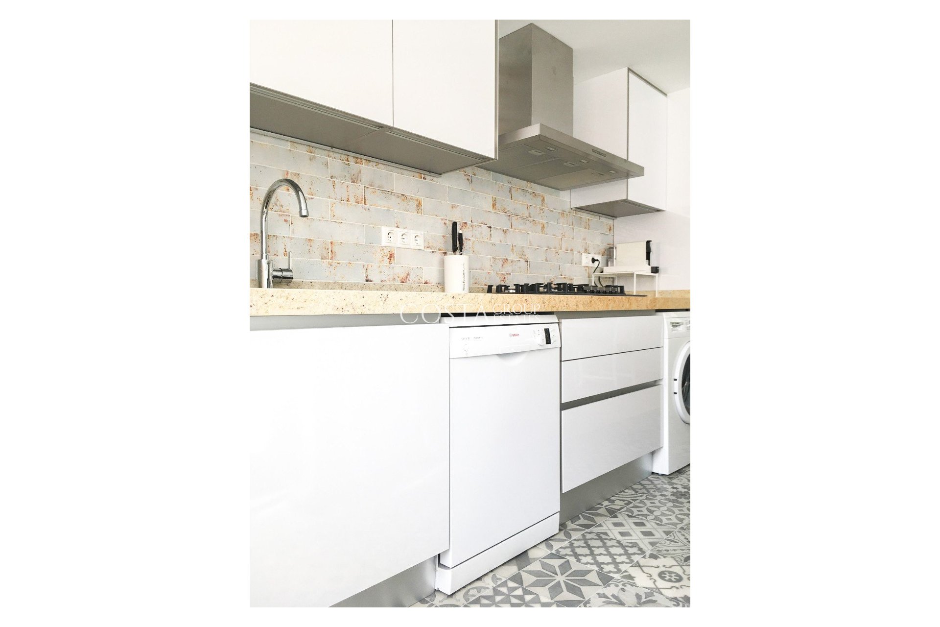 Herverkoop - Apartments -
Alicante - Alicante Centro