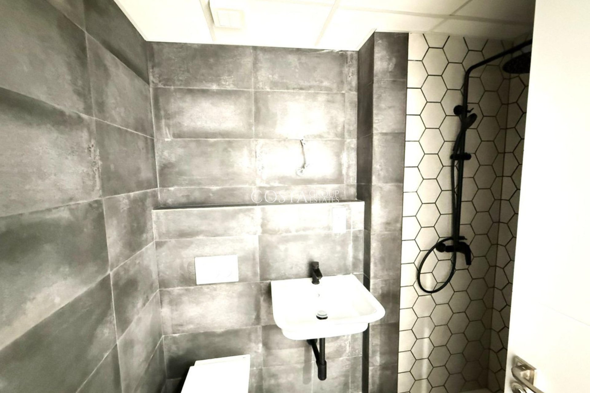 Herverkoop - Apartments -
Alicante - Alicante Centro