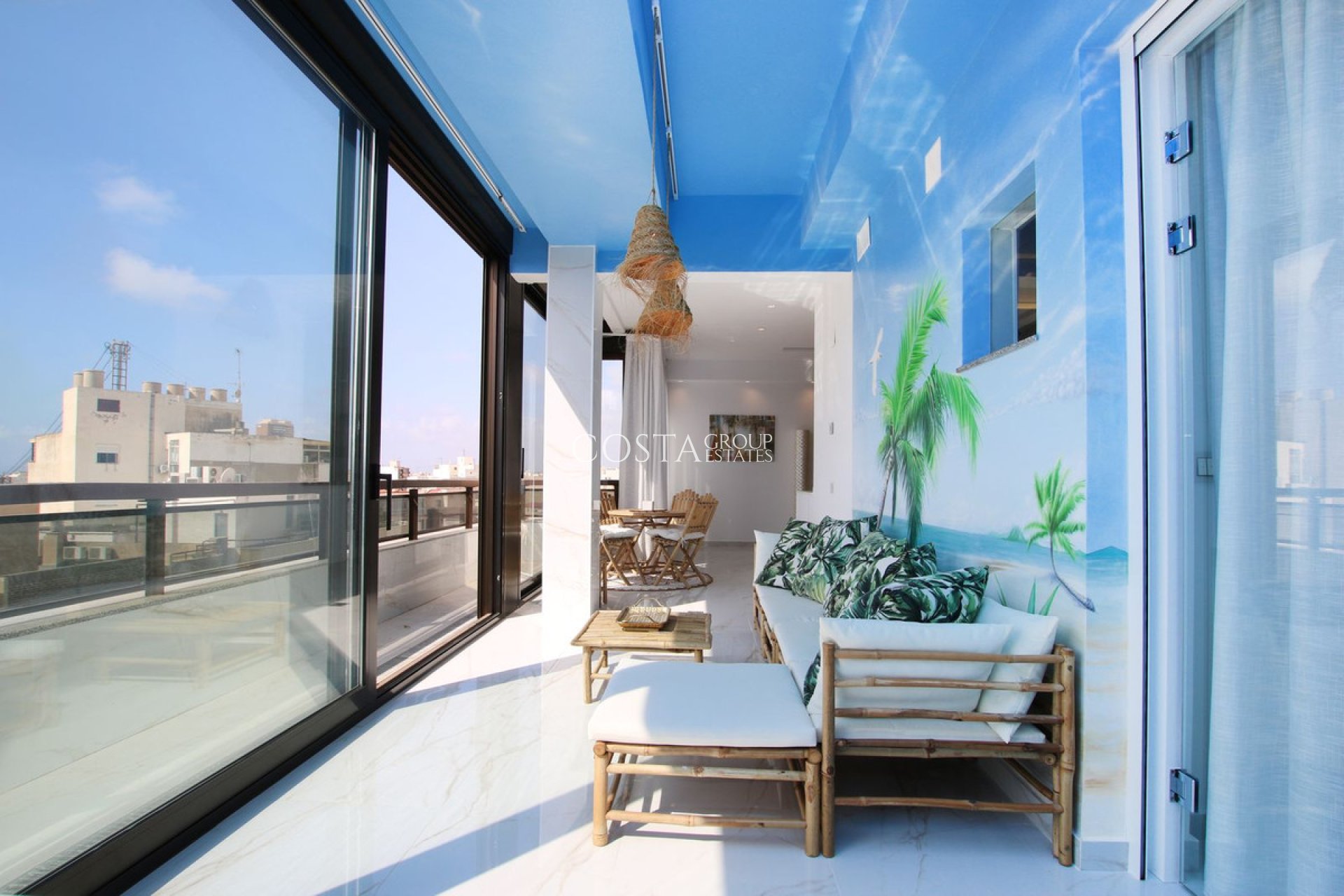 Herverkoop - Apartments -
Alicante City - Alicante City Centro