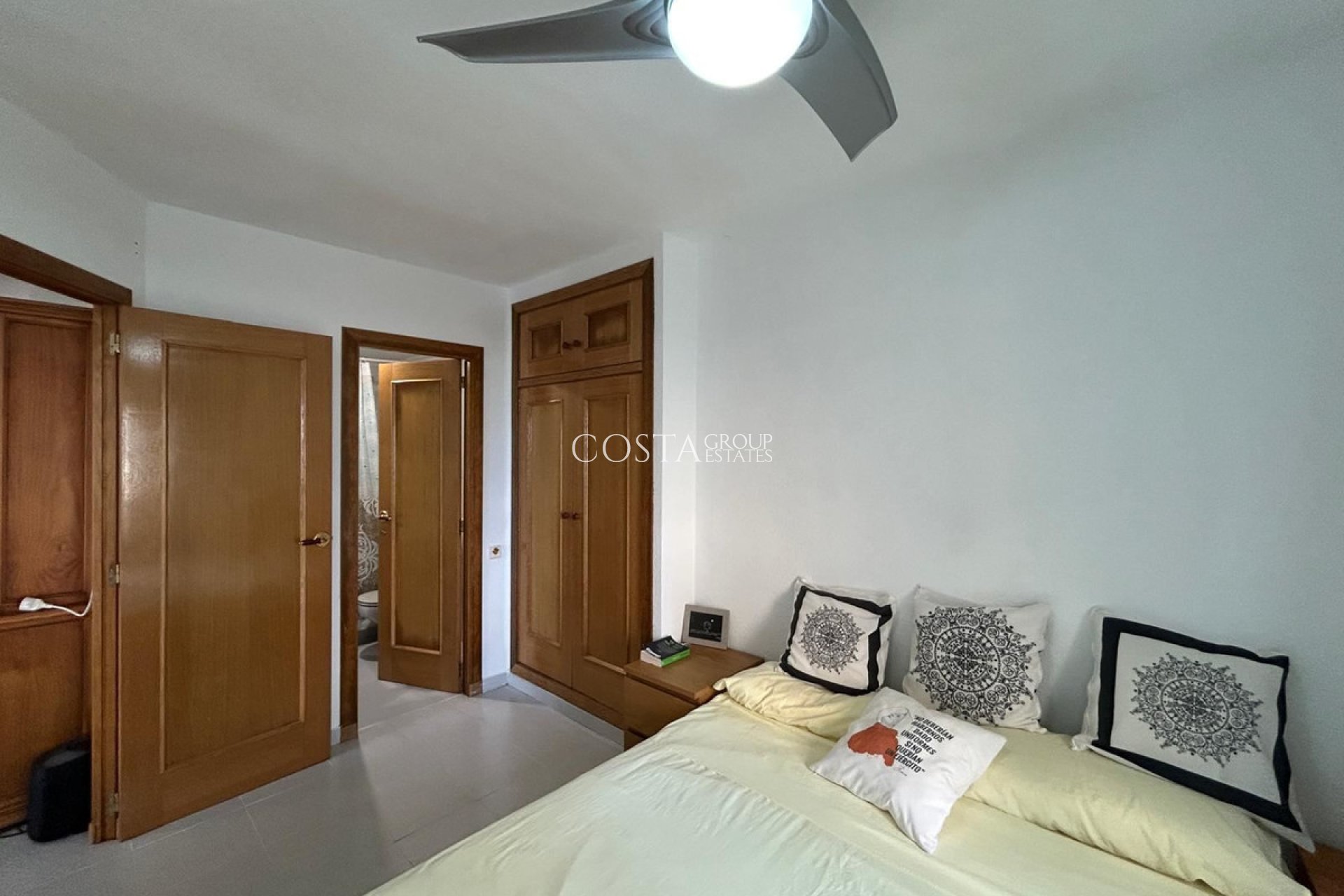 Herverkoop - Apartments -
Alicante City - Alicante City Centro