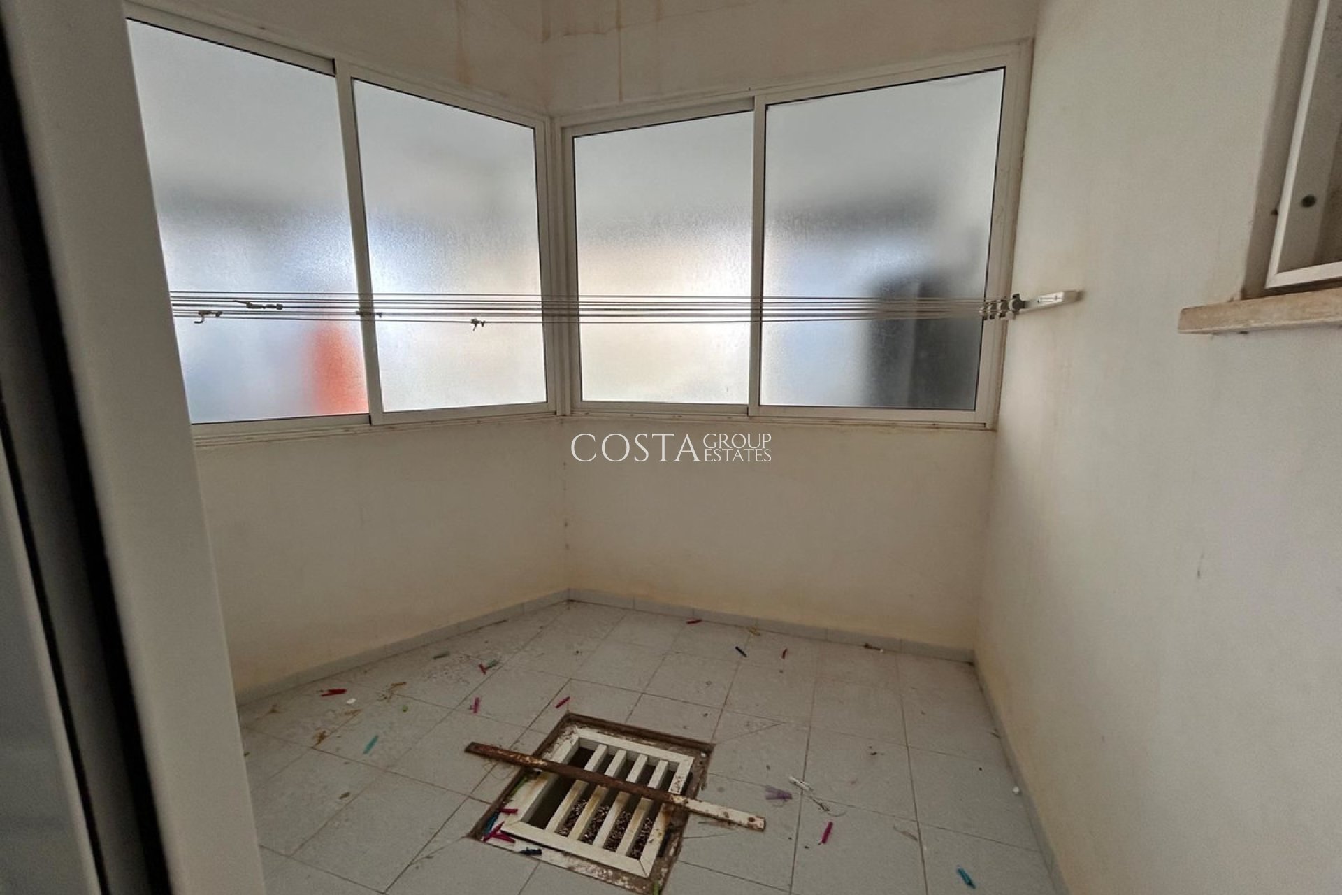 Herverkoop - Apartments -
Alicante City - Alicante City Centro