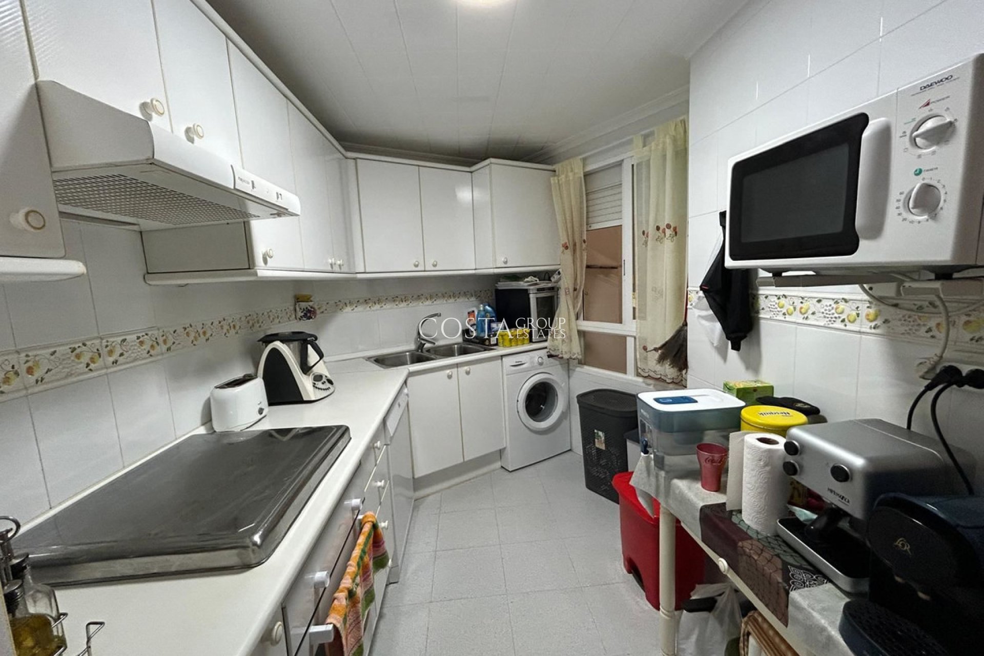 Herverkoop - Apartments -
Alicante City - Alicante City Centro