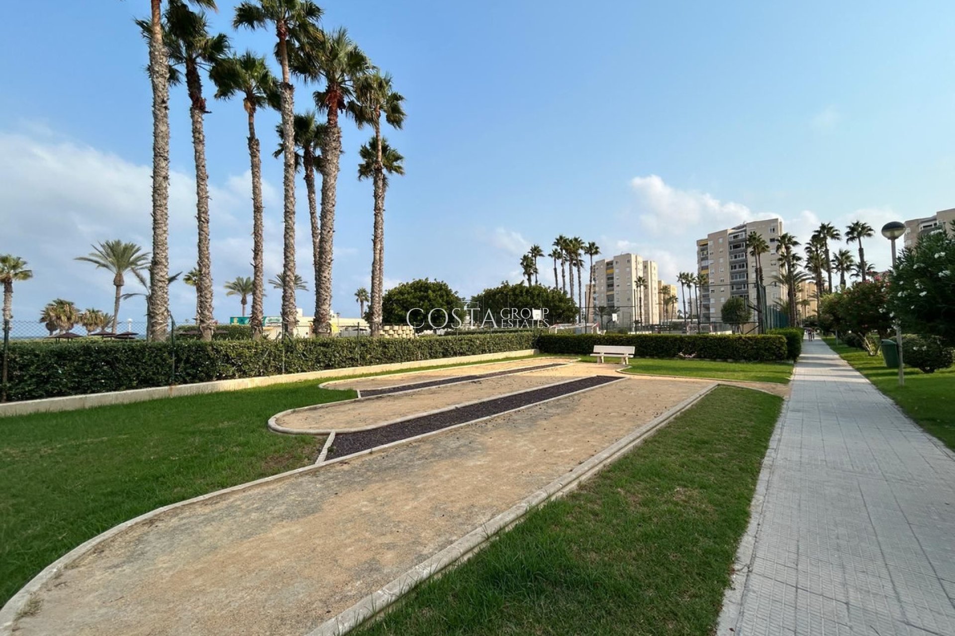 Herverkoop - Apartments -
Alicante City - Alicante City Centro