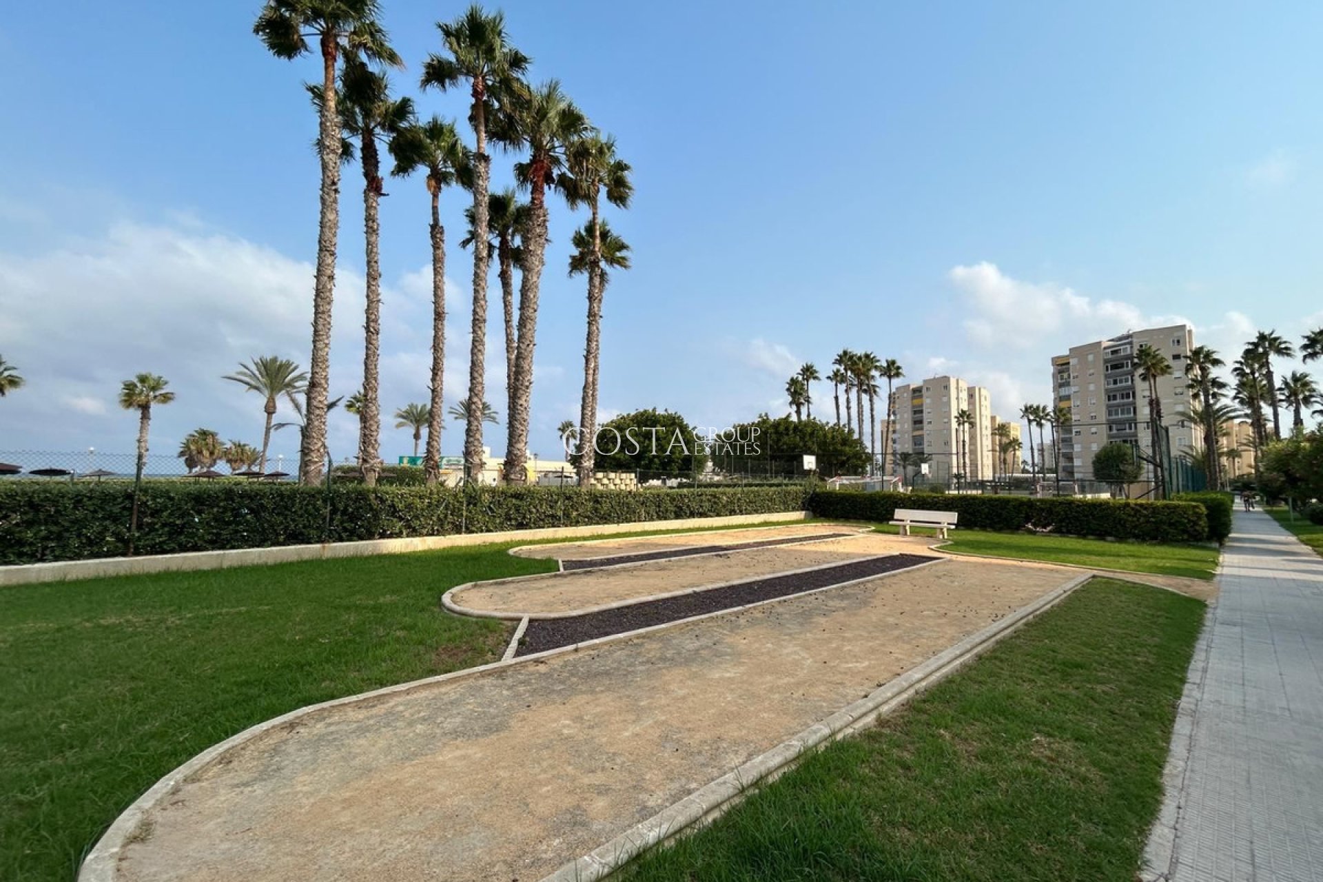 Herverkoop - Apartments -
Alicante City - Alicante City Centro