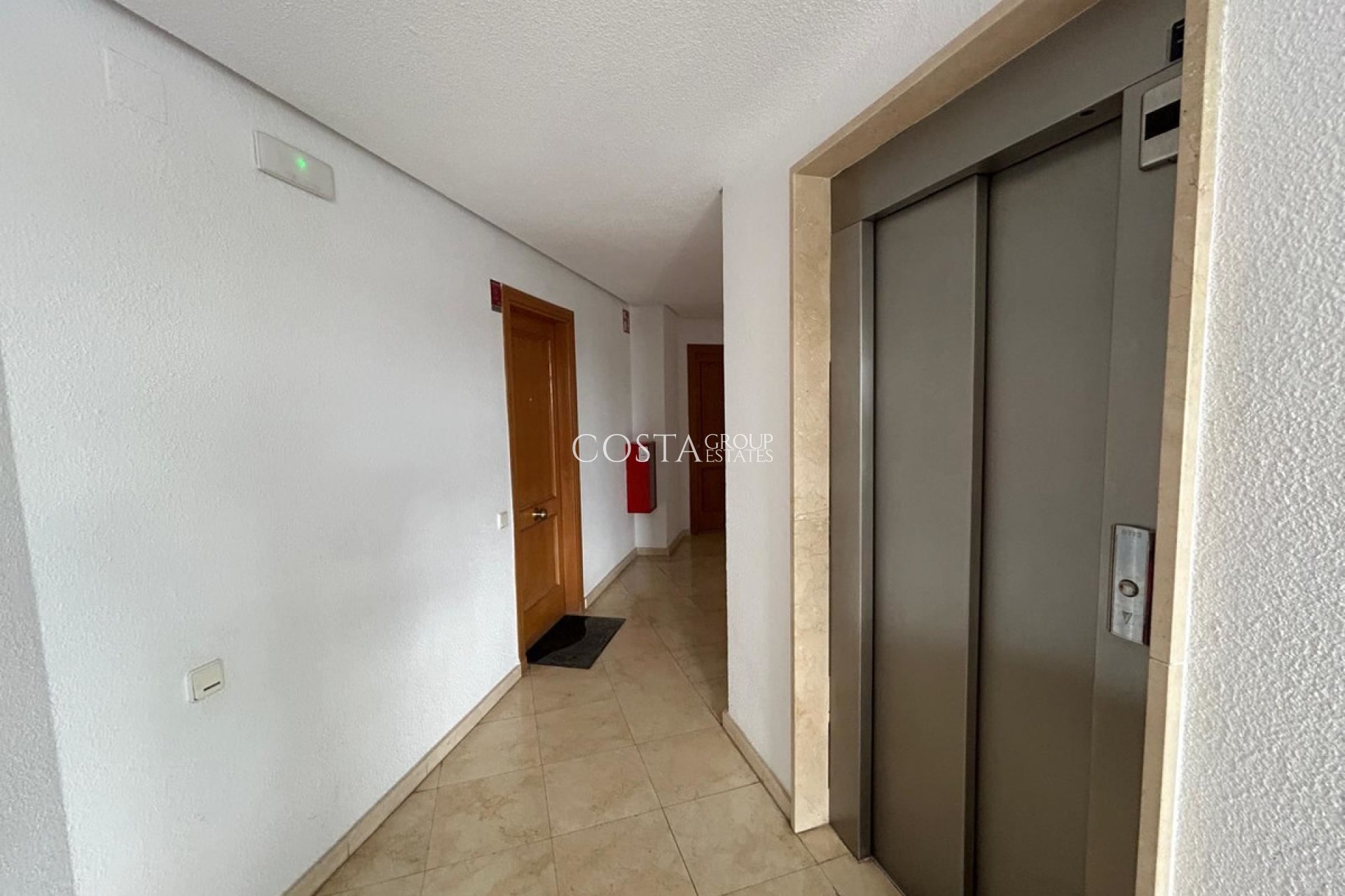 Herverkoop - Apartments -
Alicante City - Alicante City Centro