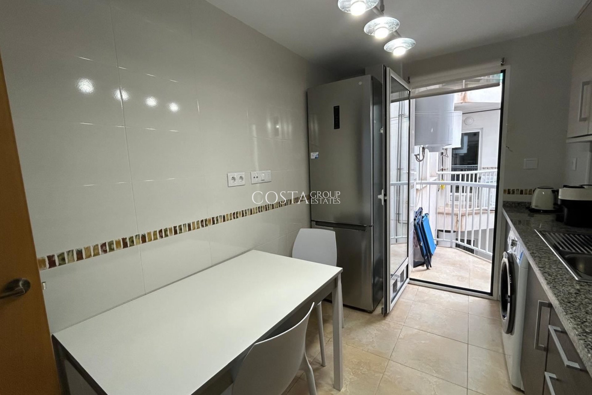 Herverkoop - Apartments -
Alicante City - Alicante City Centro