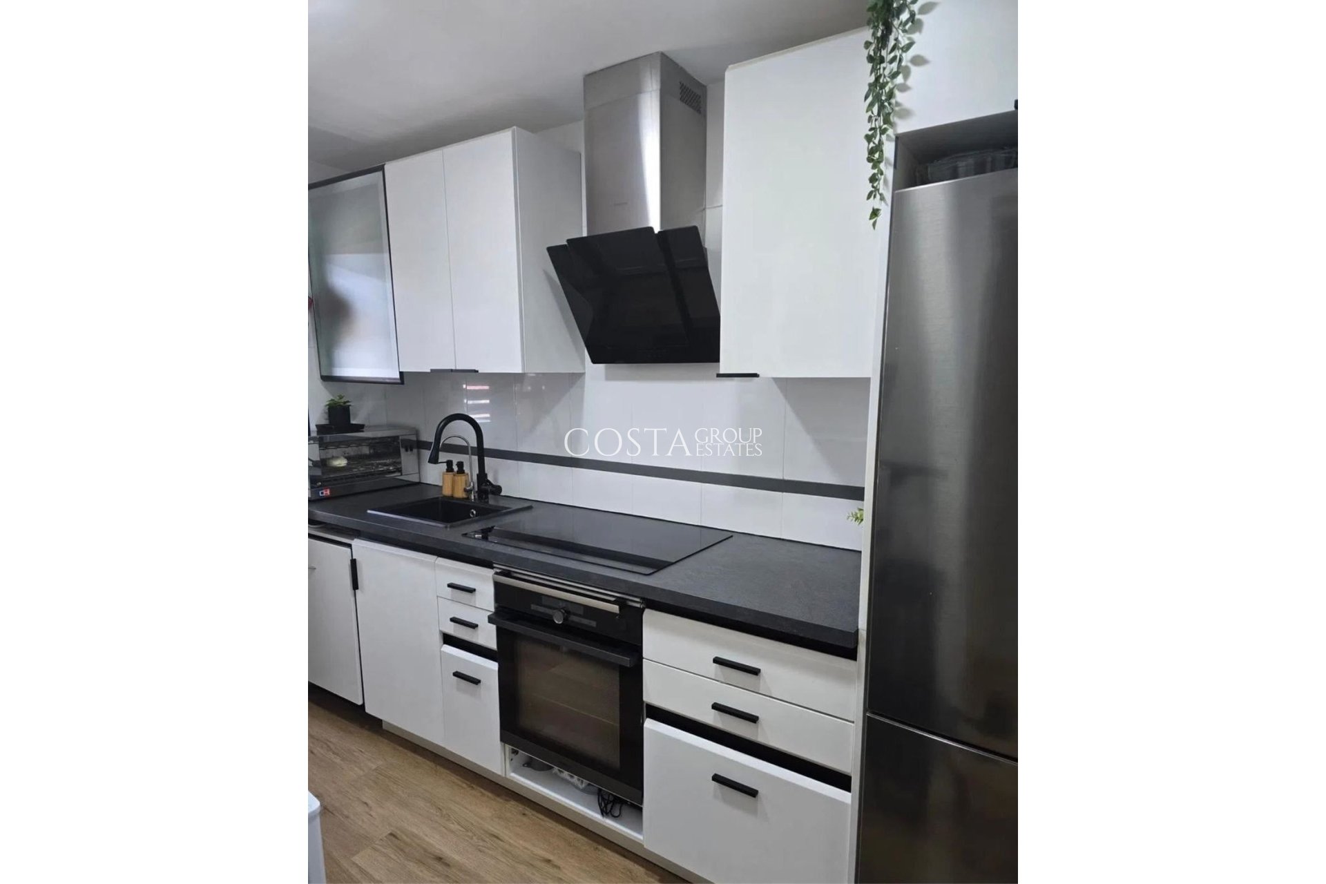 Herverkoop - Apartments -
Alicante City - Alicante City Centro