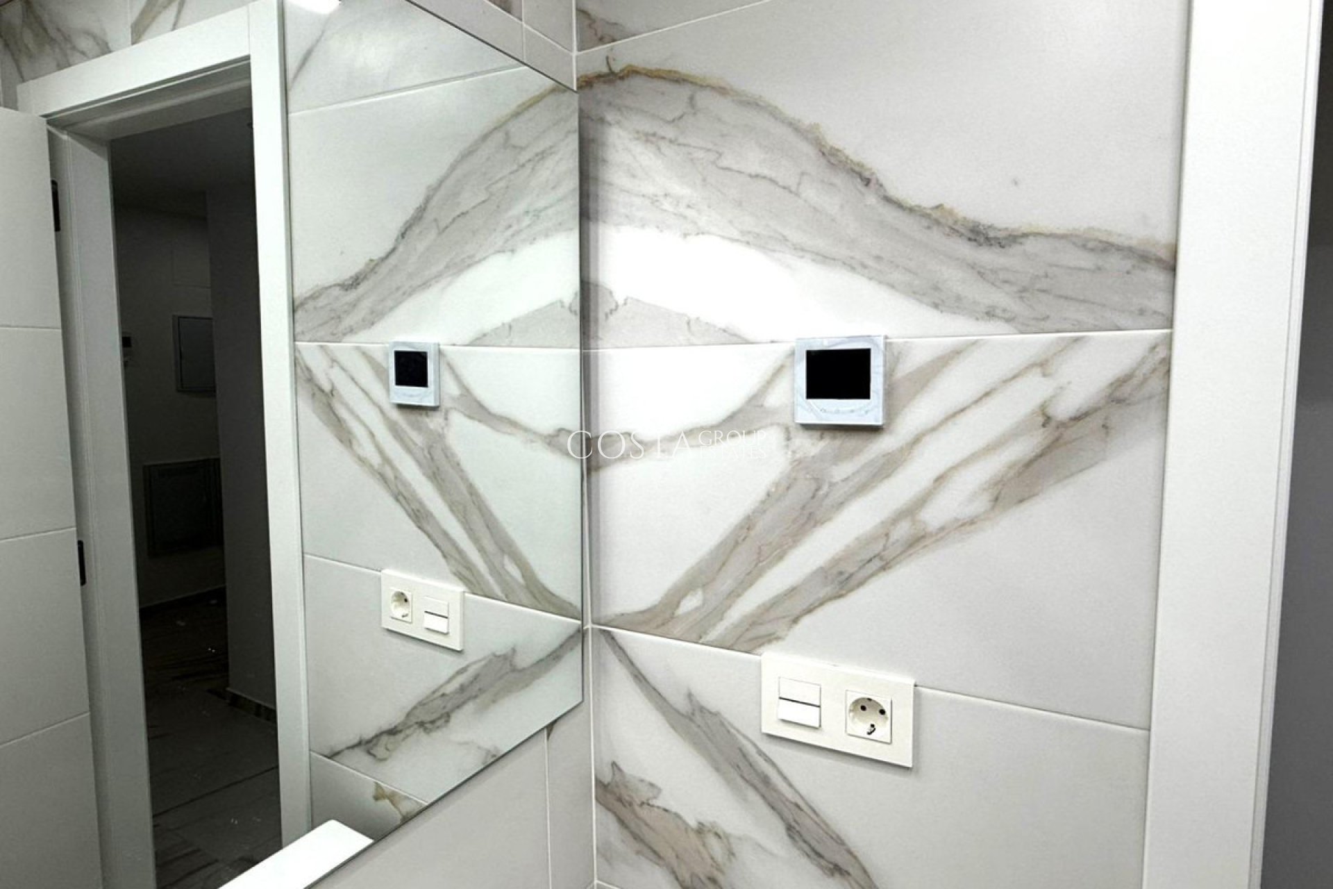 Herverkoop - Apartments -
Alicante City - Parque de las Naciones