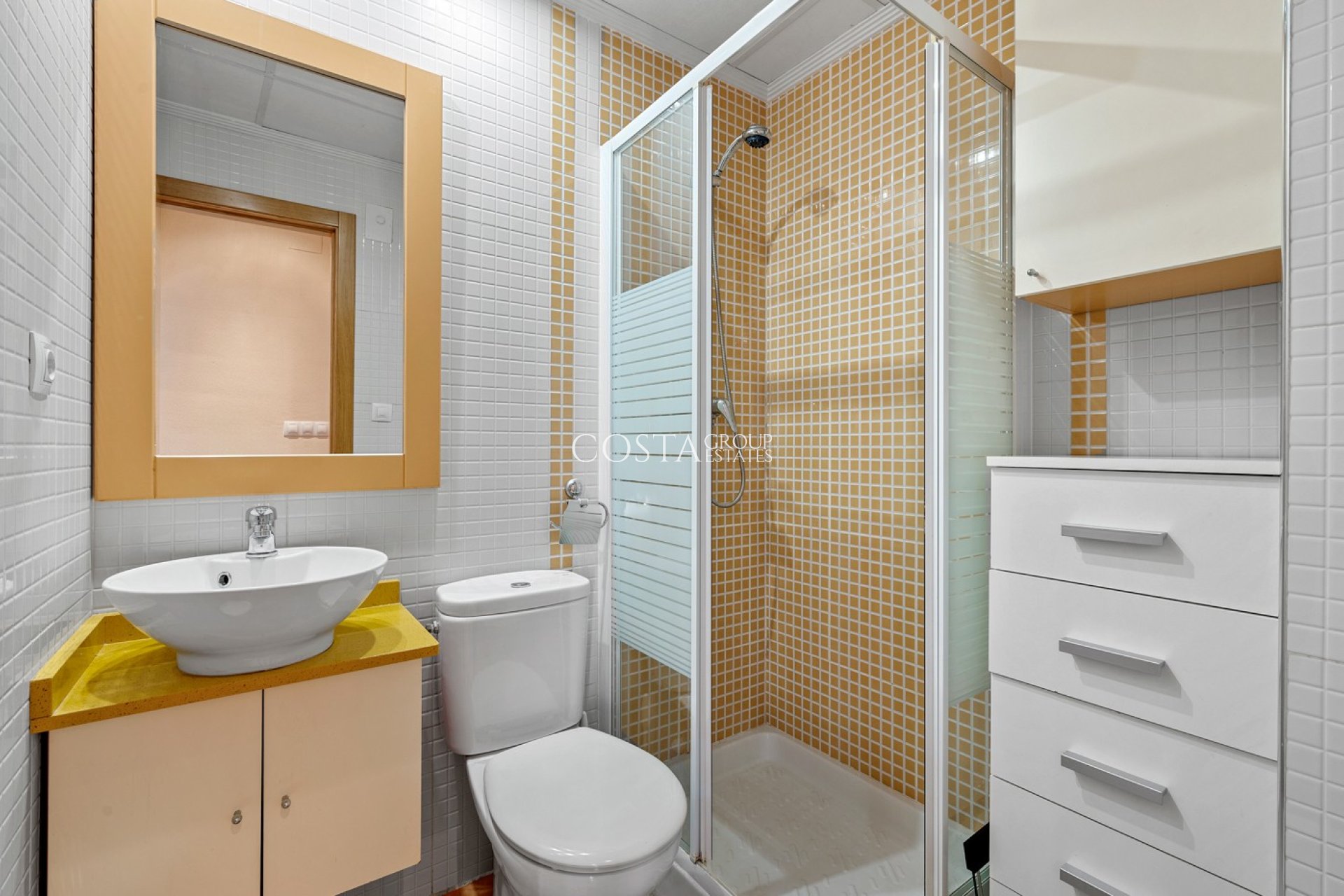 Herverkoop - Apartments -
Formentera del Segura