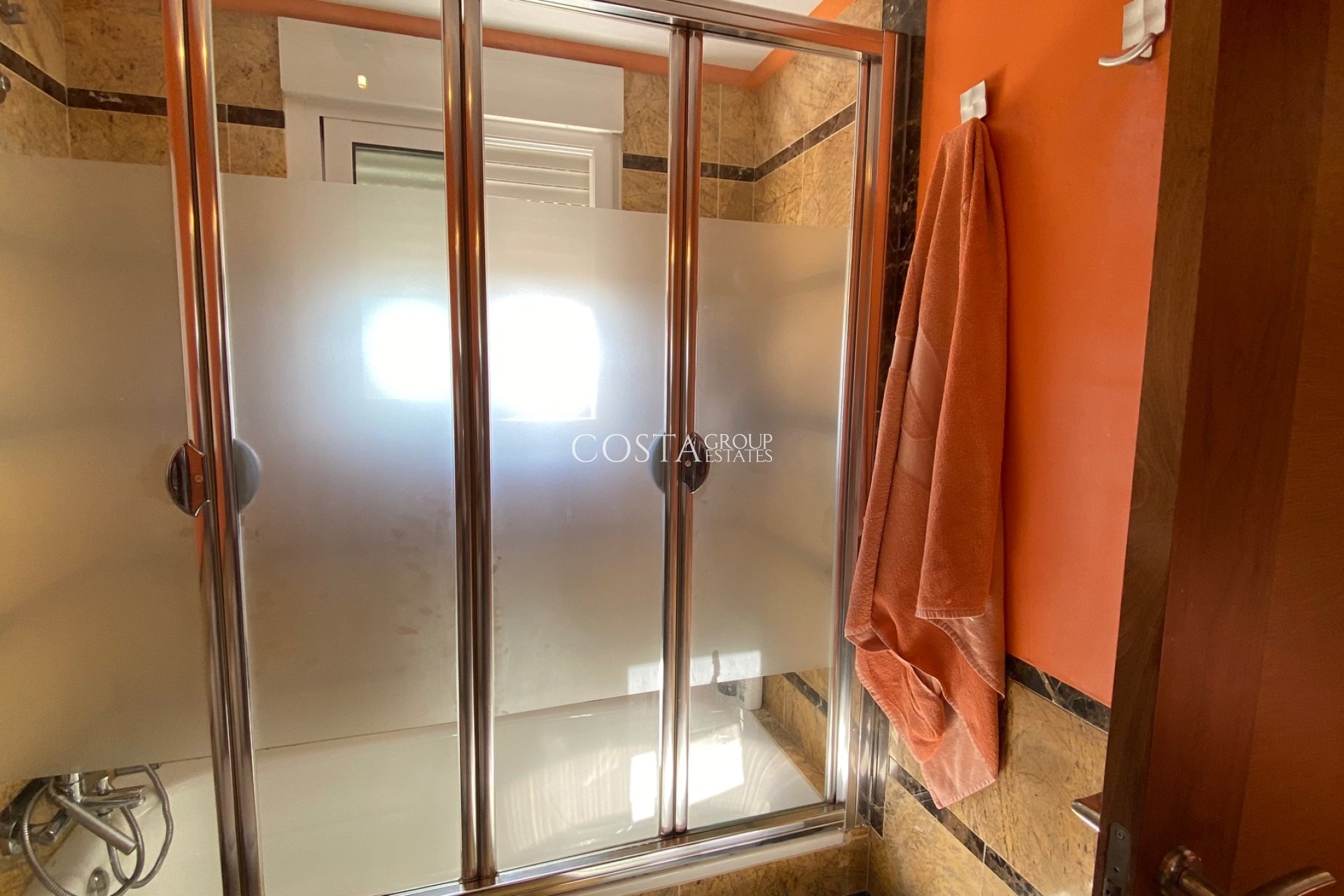 Herverkoop - Apartments -
Guardamar del Segura - El Edén