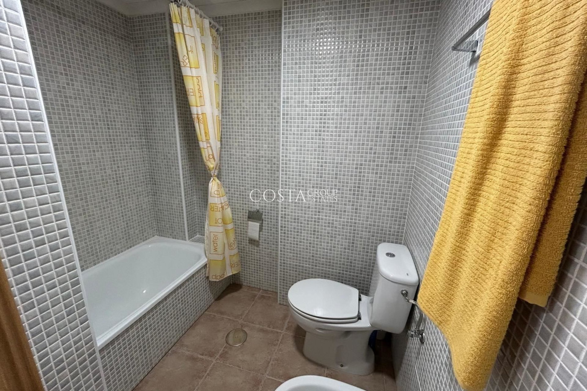 Herverkoop - Apartments -
Guardamar del Segura - El Moncayo