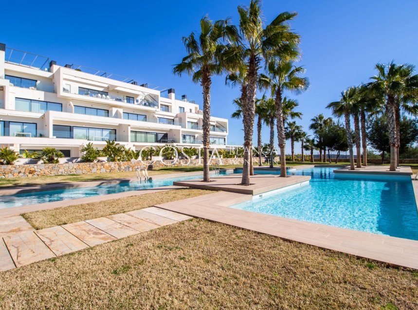 Herverkoop - Apartments -
Las Colinas Golf Resort - Las Colinas golf
