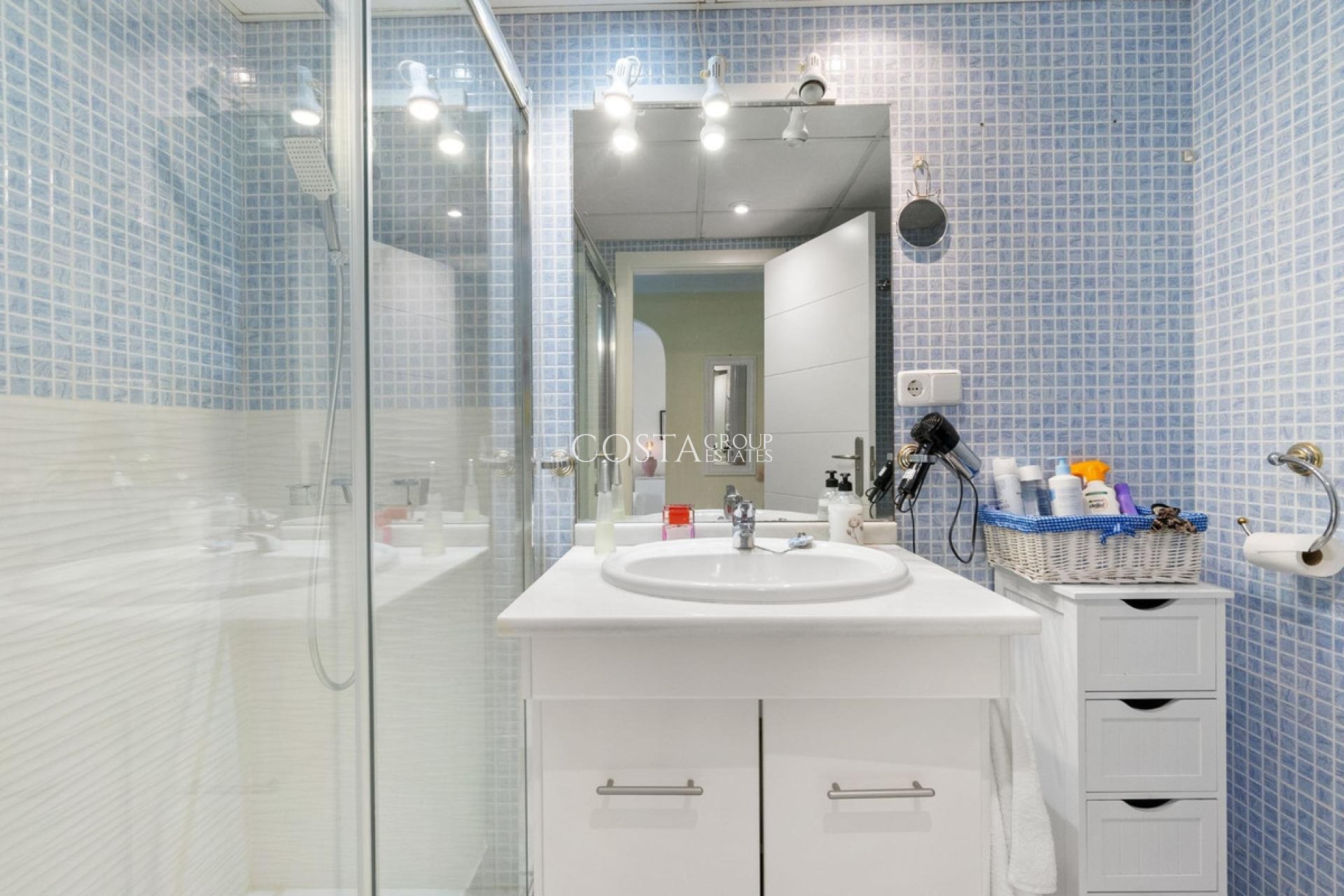 Herverkoop - Apartments -
Orihuela Costa - Campoamor