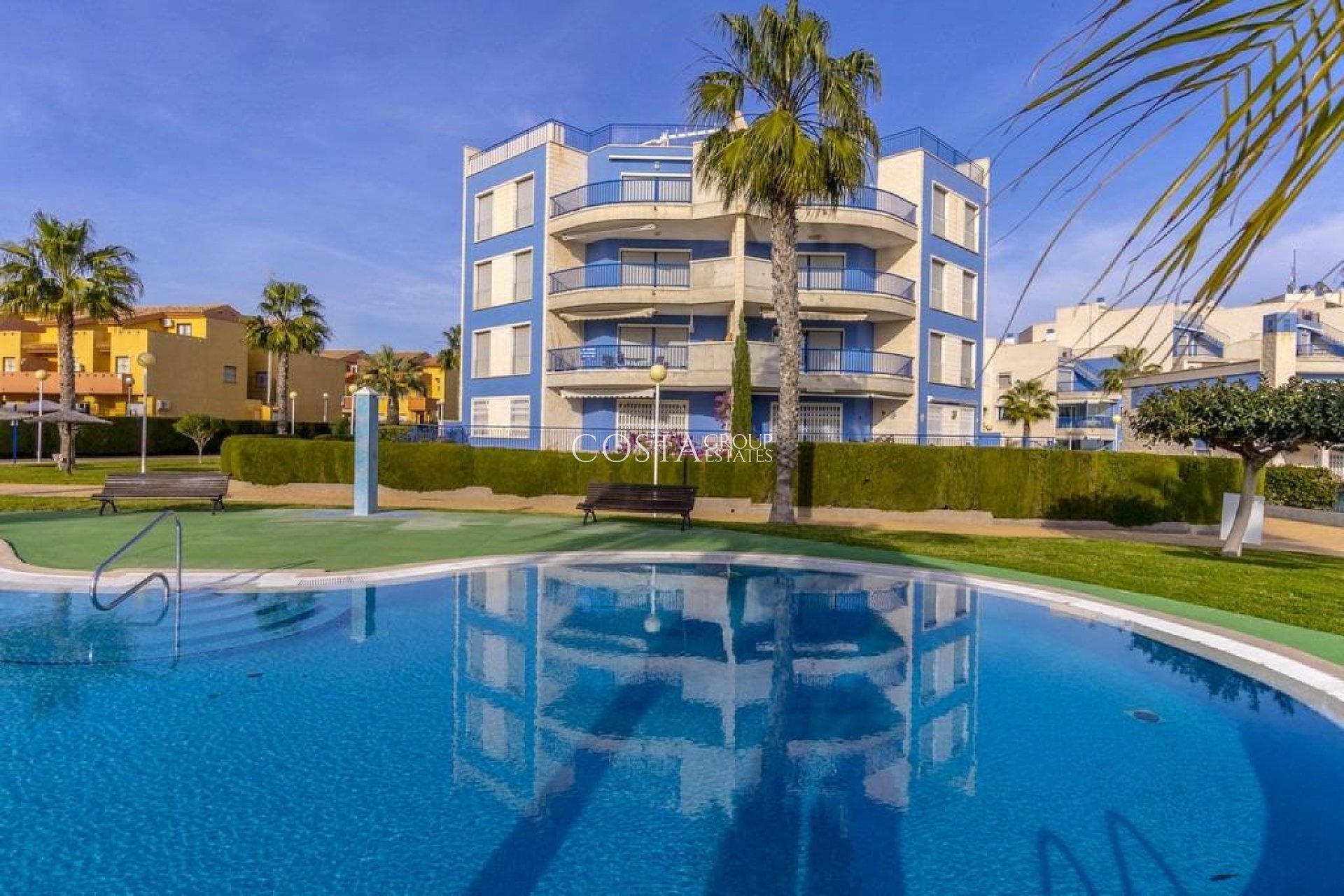 Herverkoop - Apartments -
Orihuela Costa - Campoamor