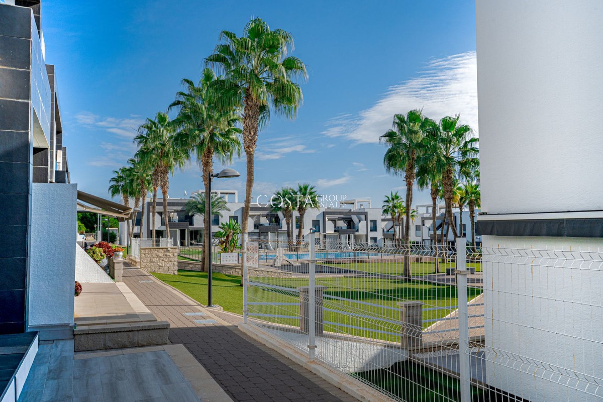 Herverkoop - Apartments -
Orihuela Costa - La Zenia