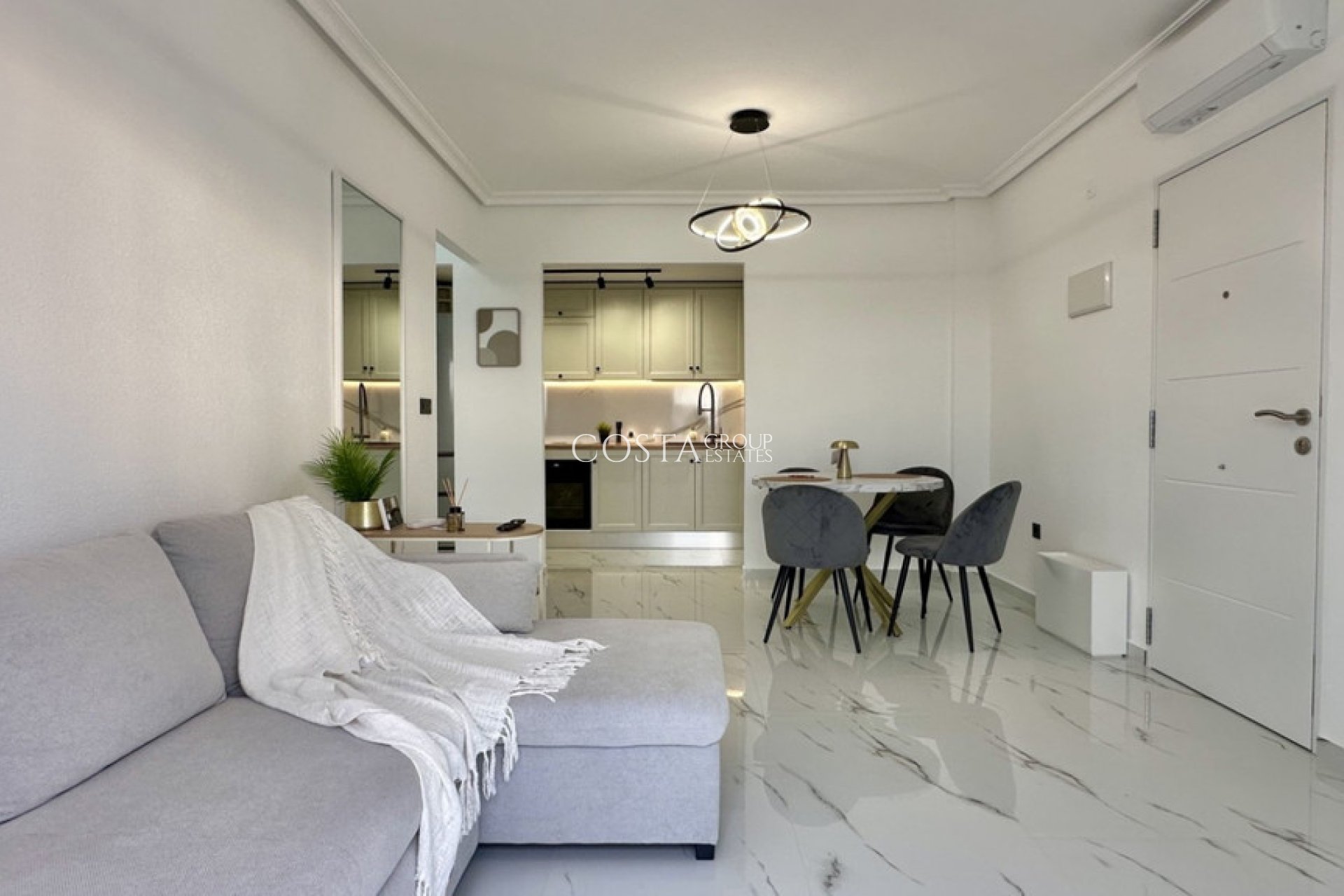 Herverkoop - Apartments -
Orihuela Costa - Playa Flamenca