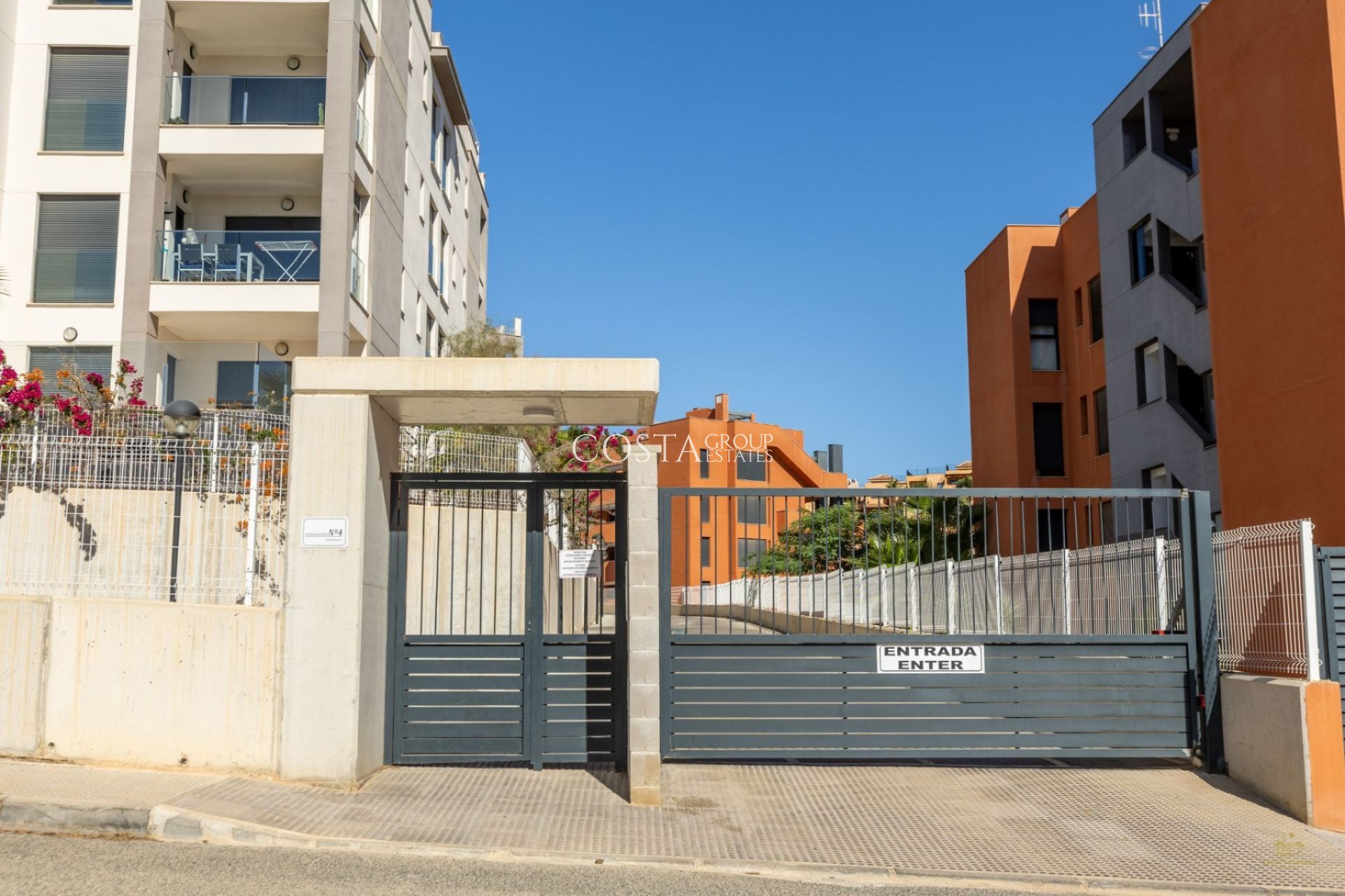 Herverkoop - Apartments -
Orihuela Costa - Villamartín