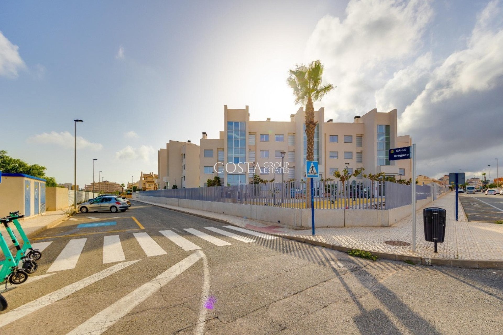 Herverkoop - Apartments -
Orihuela Costa - Villamartin