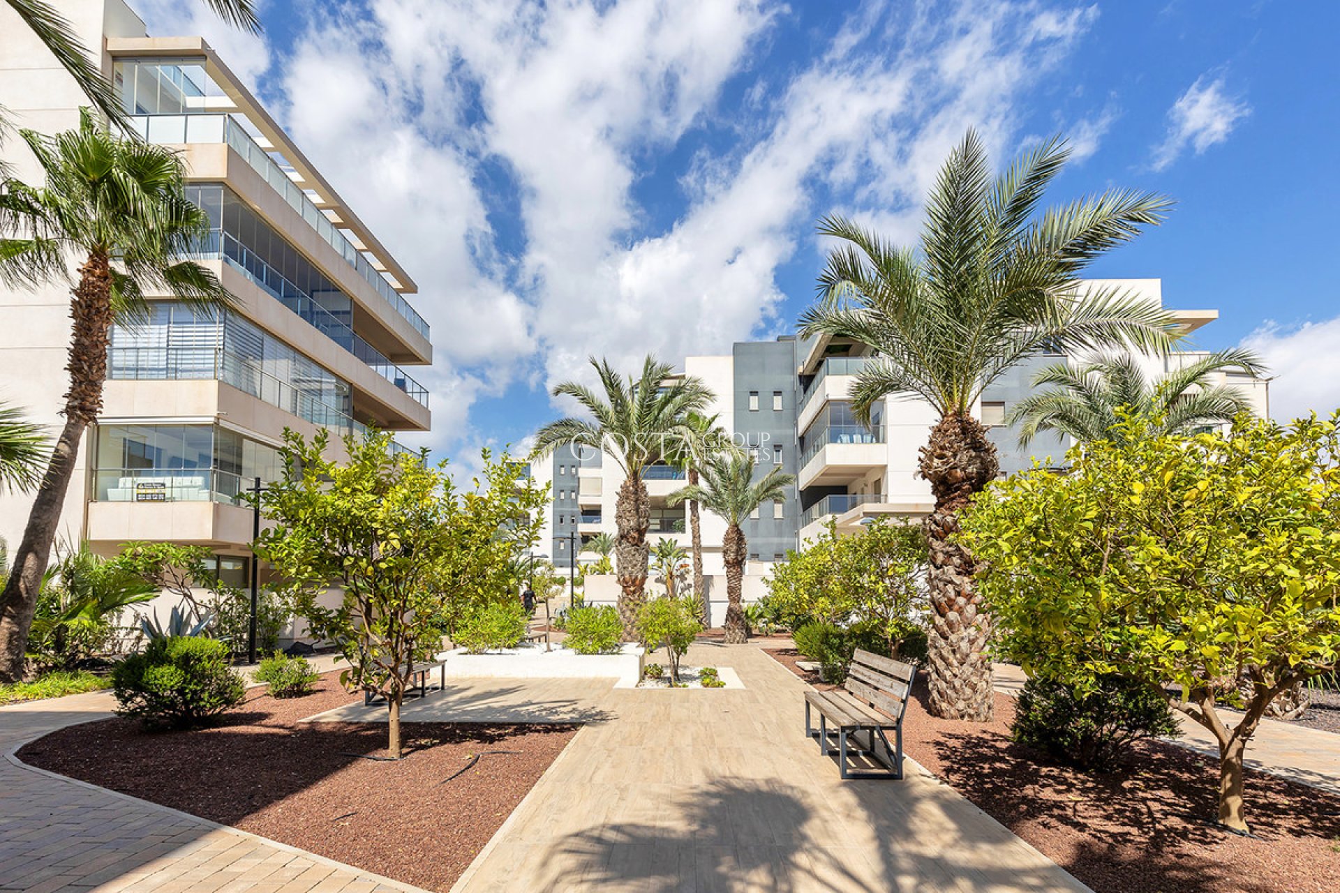 Herverkoop - Apartments -
Orihuela Costa - Villamartin