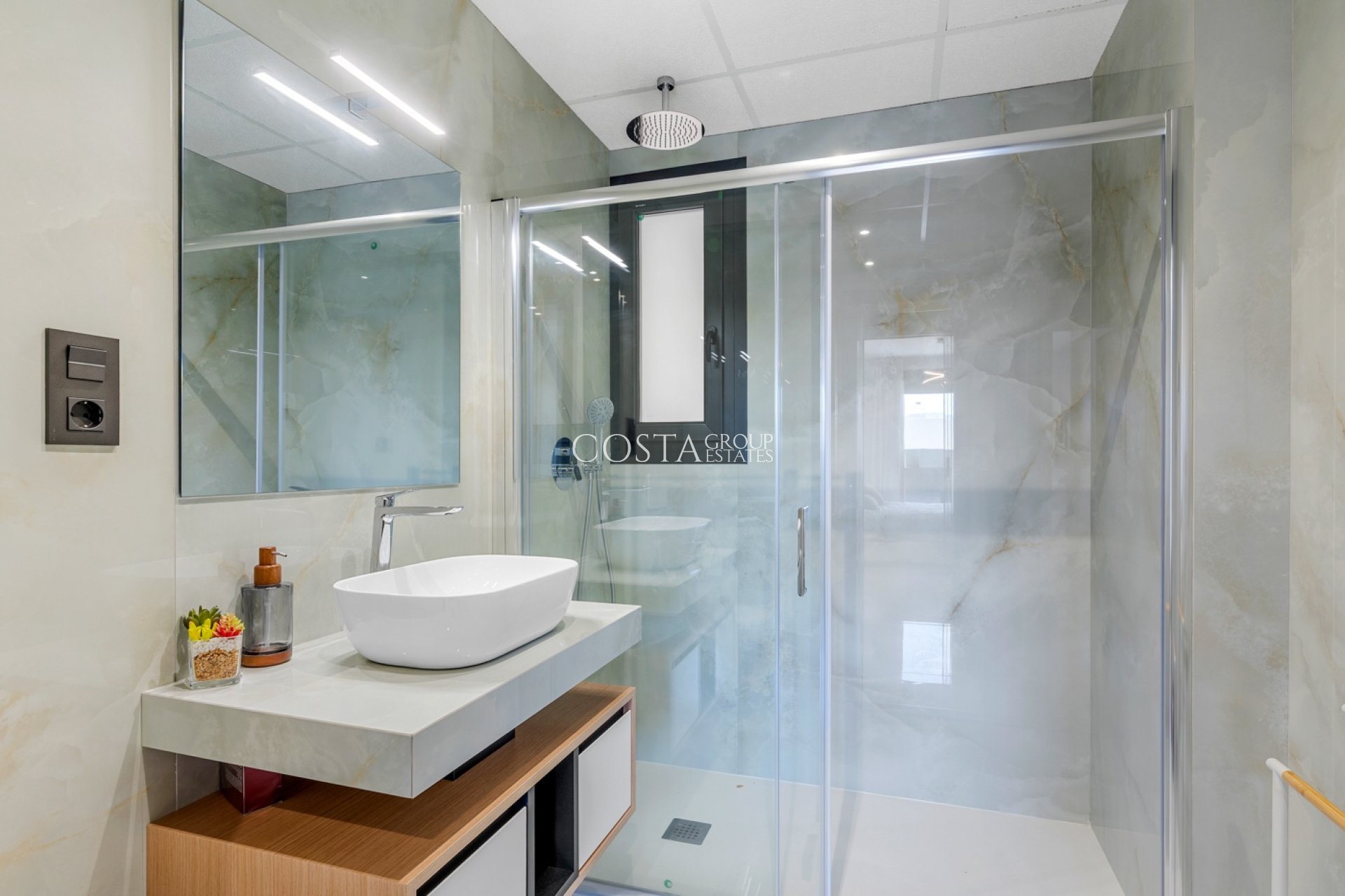 Herverkoop - Apartments -
Orihuela Costa