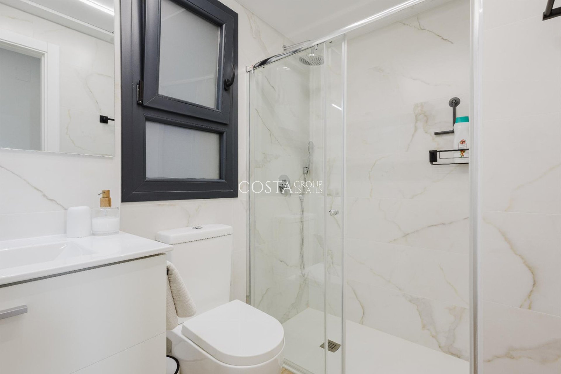 Herverkoop - Apartments -
Orihuela Costa