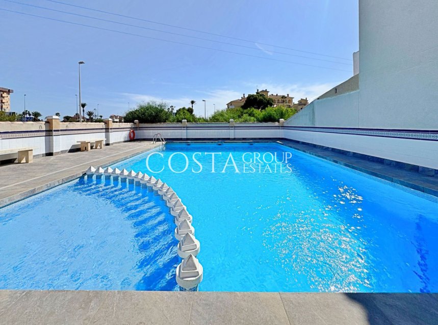 Herverkoop - Apartments -
Orihuela - La Zenia